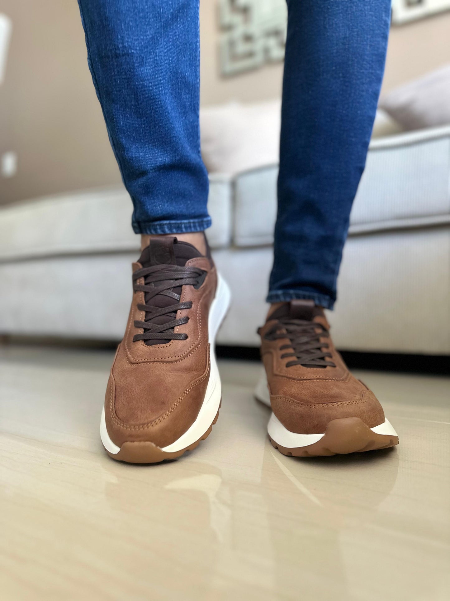 SNEAKERS BIN -CUERO REF:3308CREMA