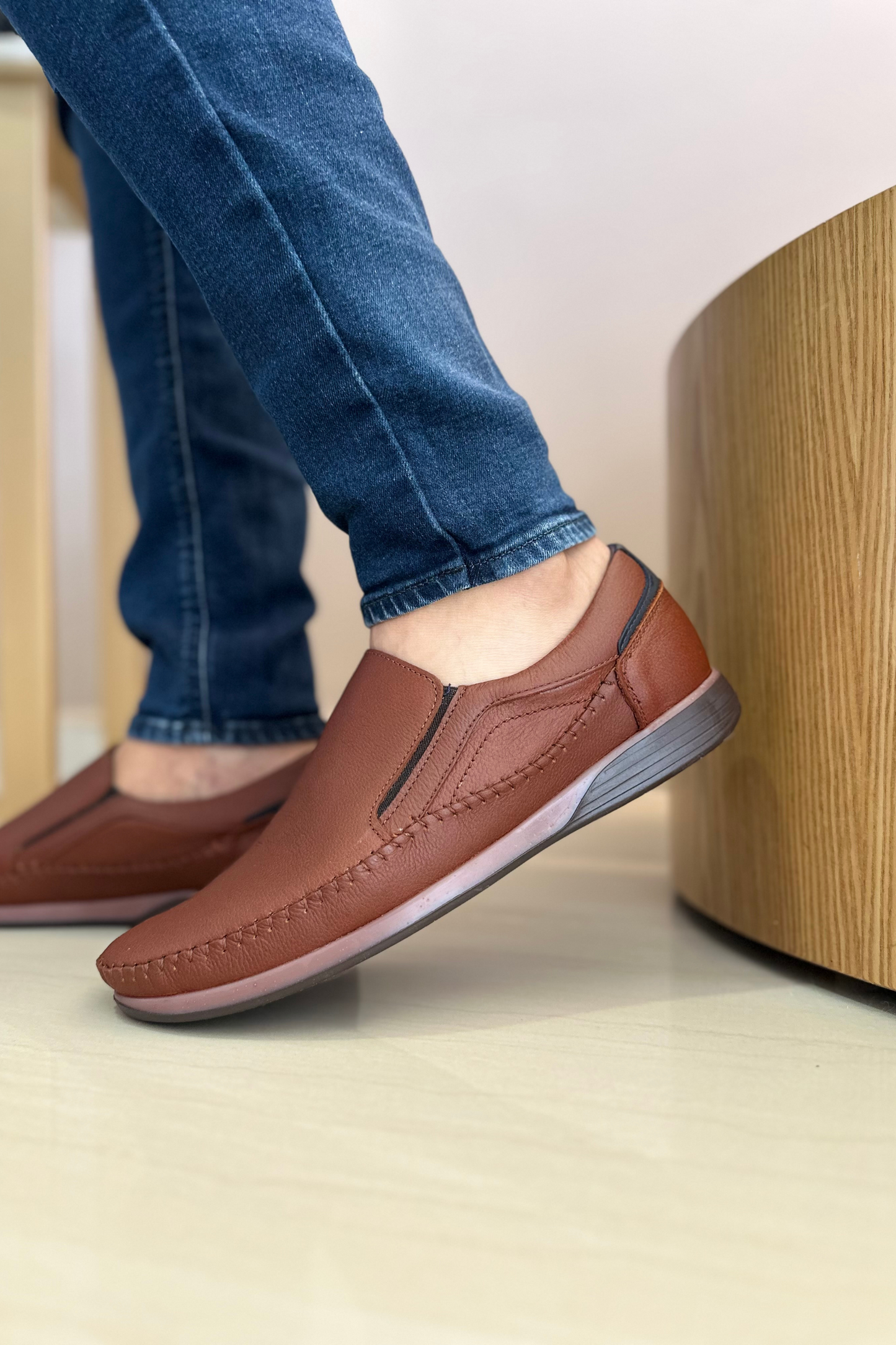 MOCASÍN DEKKO - EN CUERO - PARA HOMBRE - REF: ADO 6306