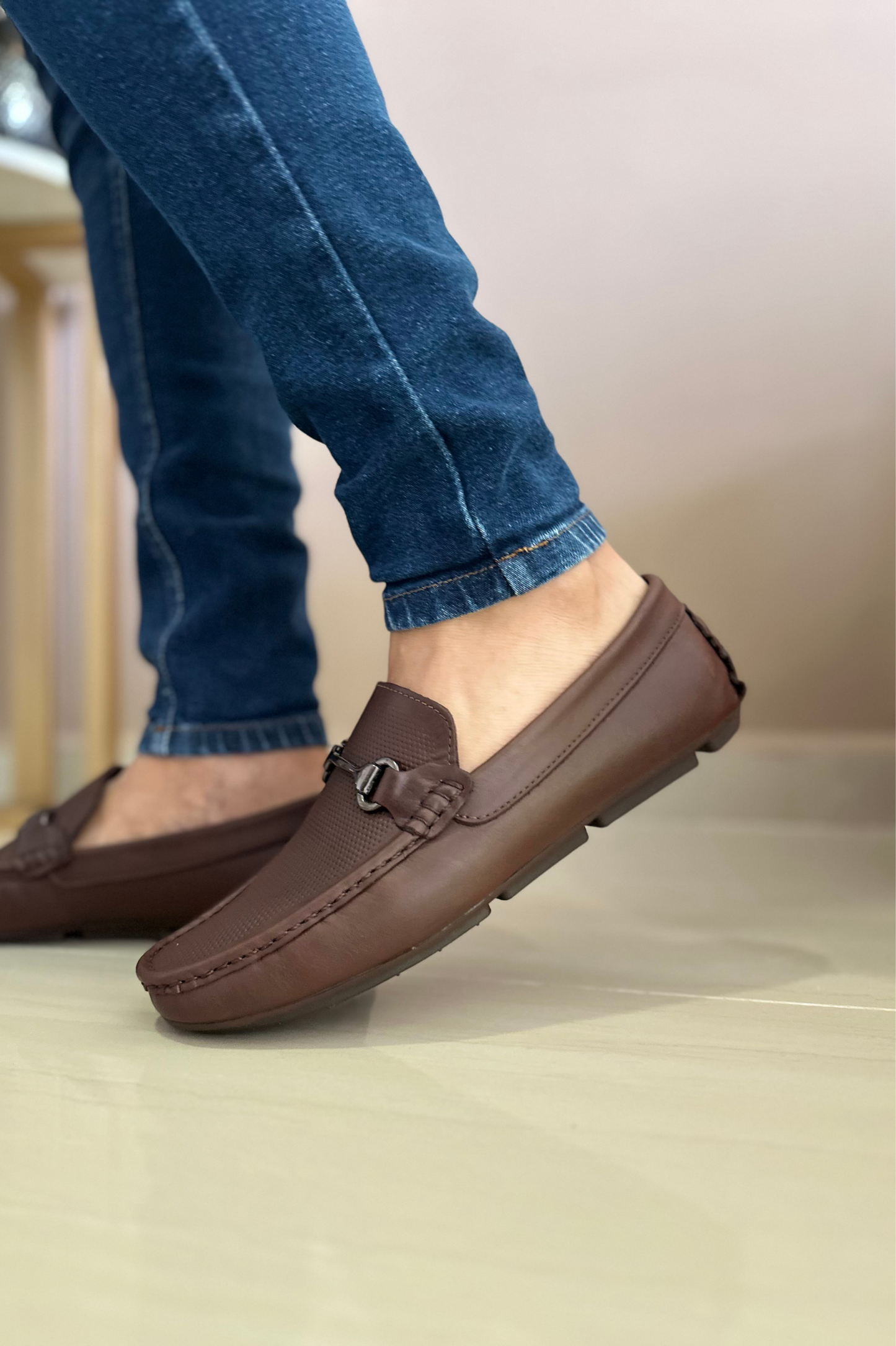 MOCASINES BRUX - PARA HOMBRE- EN CUERO