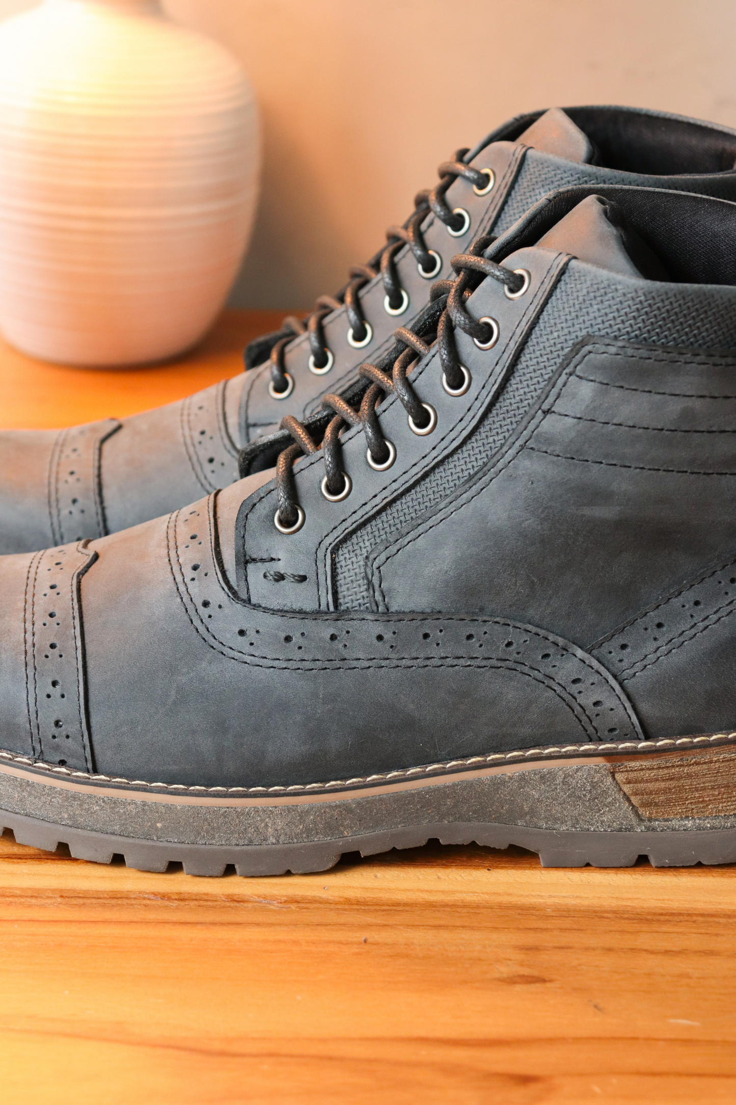 BOTAS FRACTAL - EN CUERO - PARA HOMBRE - REF: TUNJA