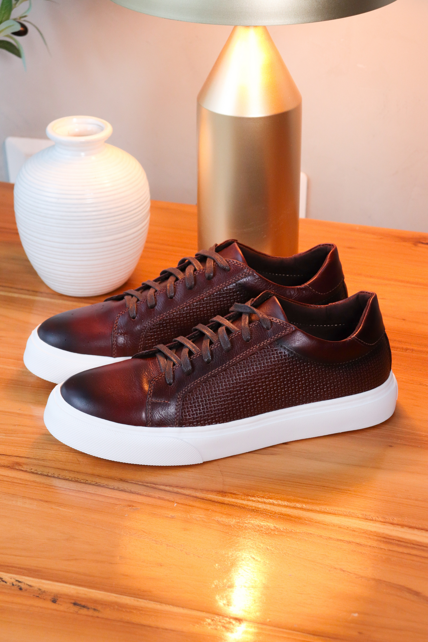 SNEAKER DOGGY - EN CUERO - PARA HOMBRE - REF: 602