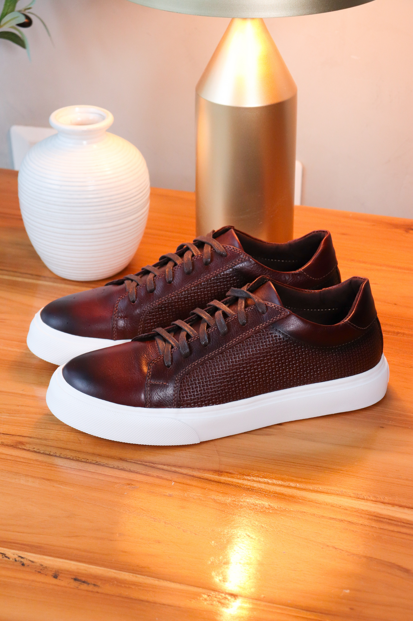 SNEAKER DOGGY - EN CUERO - PARA HOMBRE - REF: 602