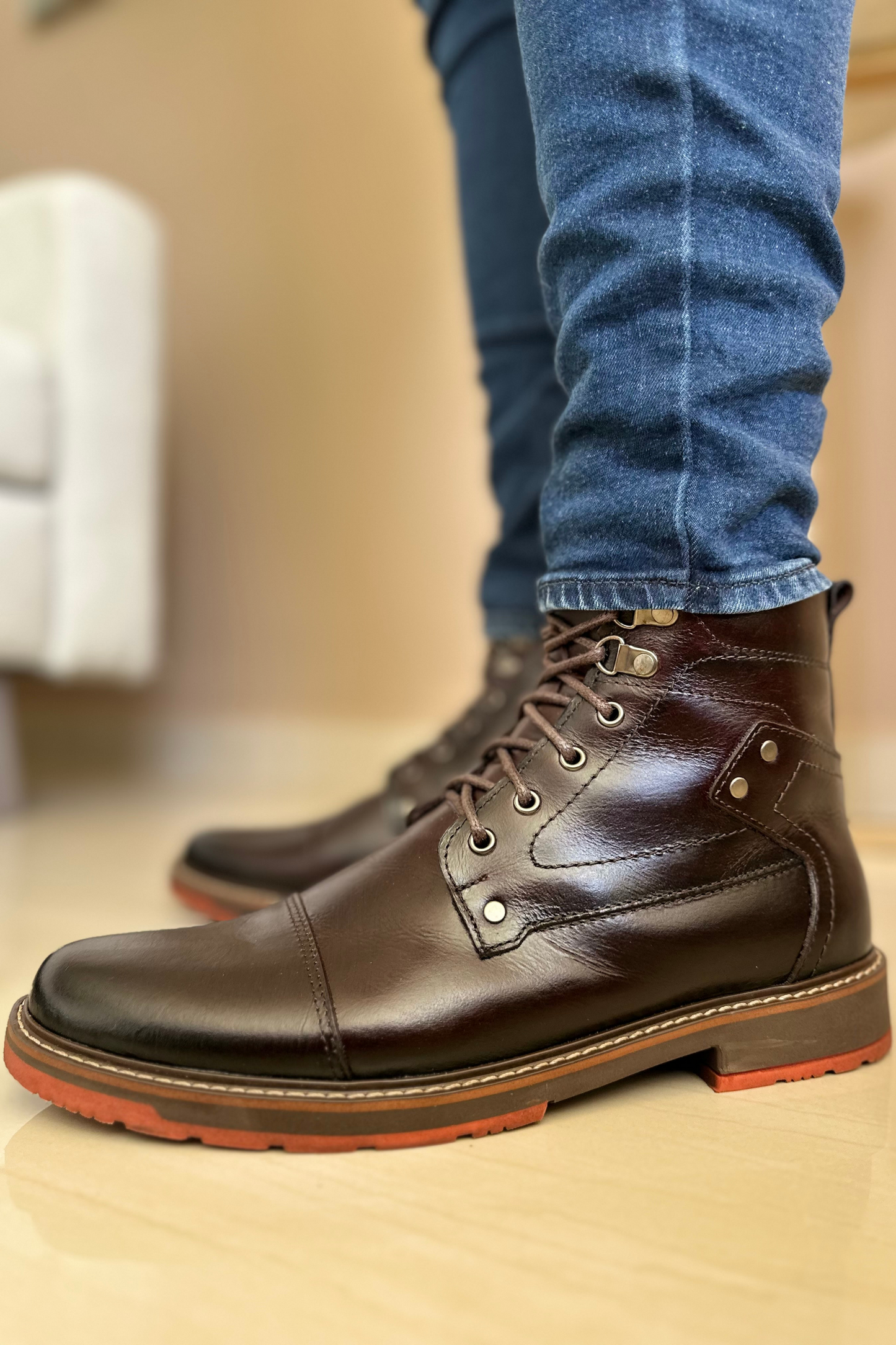 BOTAS 301 - EN CUERO - PARA HOMBRE