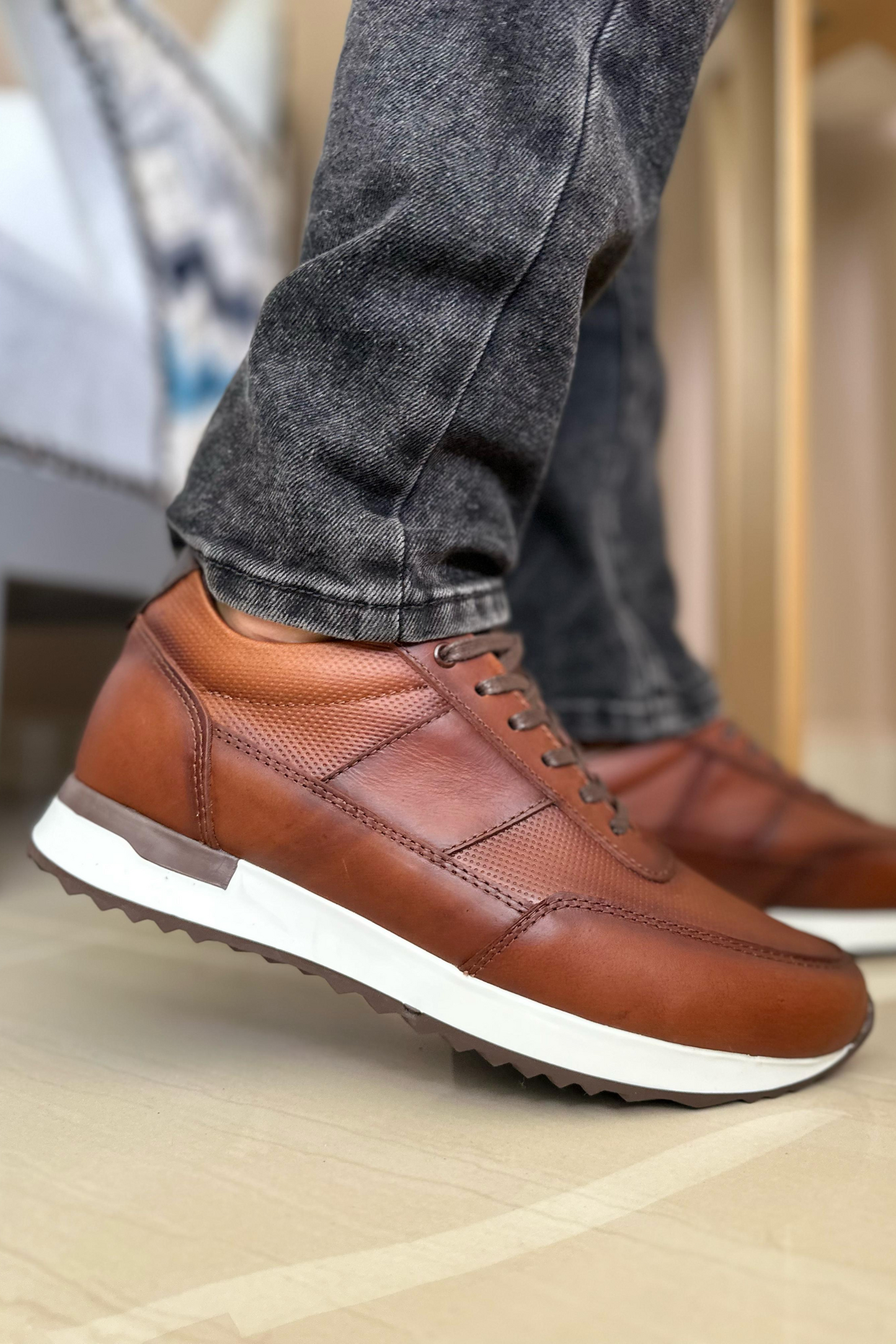 SNEAKER YANKEN - EN CUERO - PARA HOMBRE - REF: B92