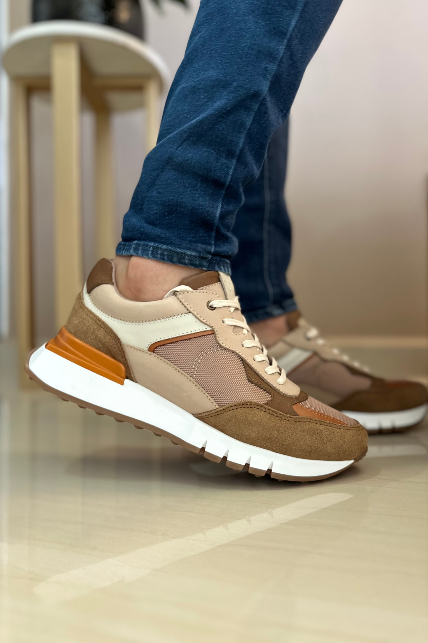 SNEAKER GIO - EN CUERO - PARA HOMBRE - REF: CLK 2123