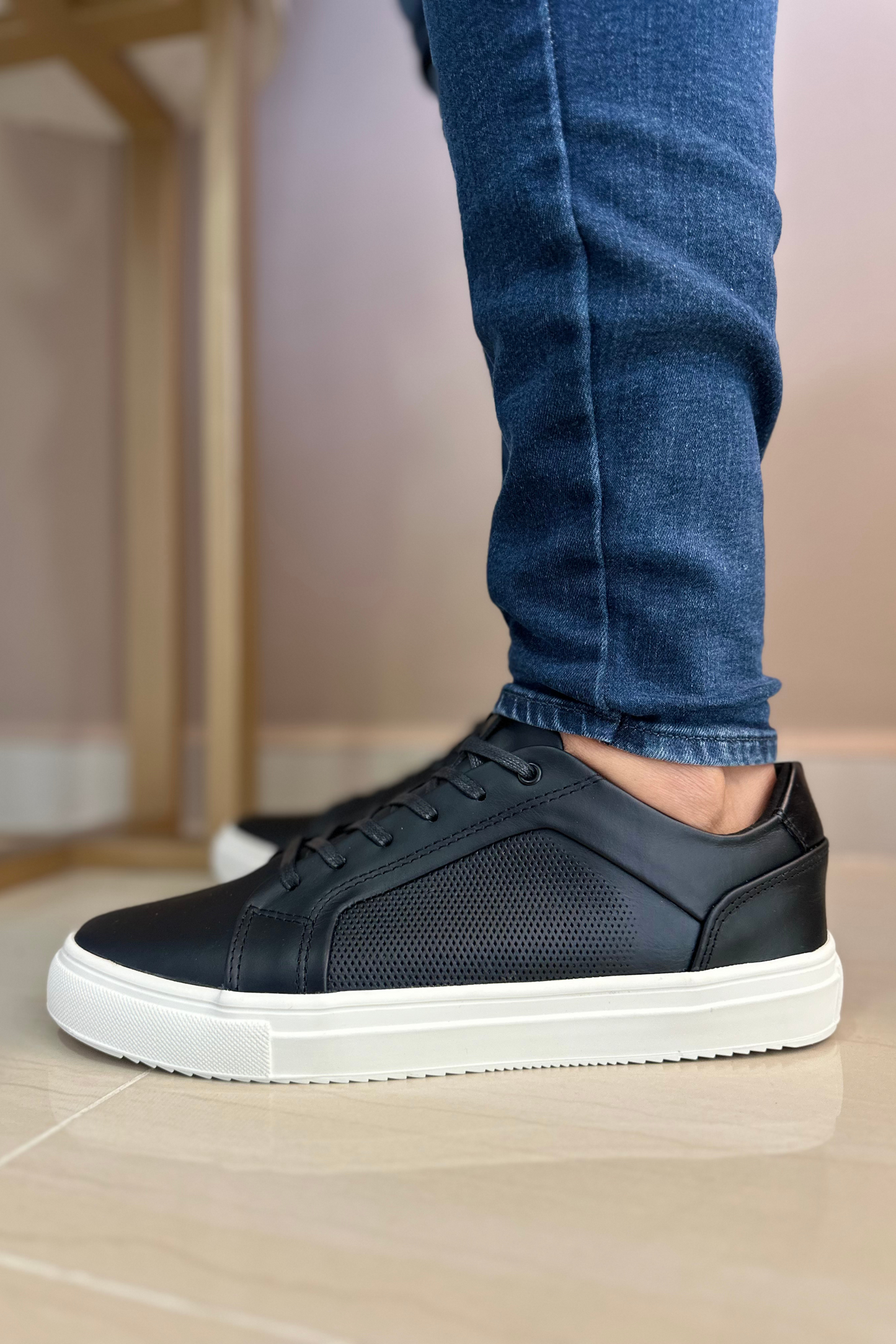 SNEAKER SPAM - EN CUERO - PARA HOMBRE - REF: 577