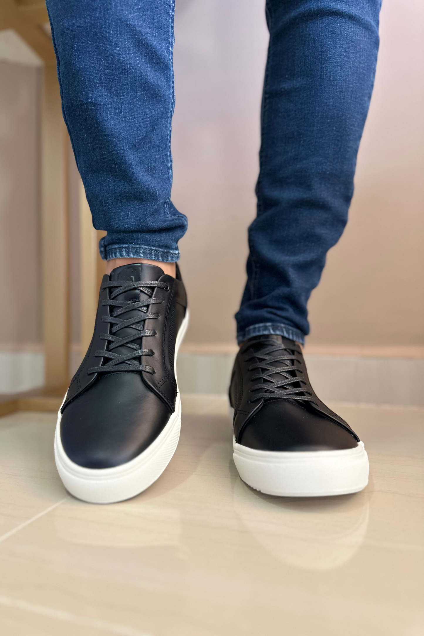 SNEAKER SPAM - EN CUERO - PARA HOMBRE - REF: 577