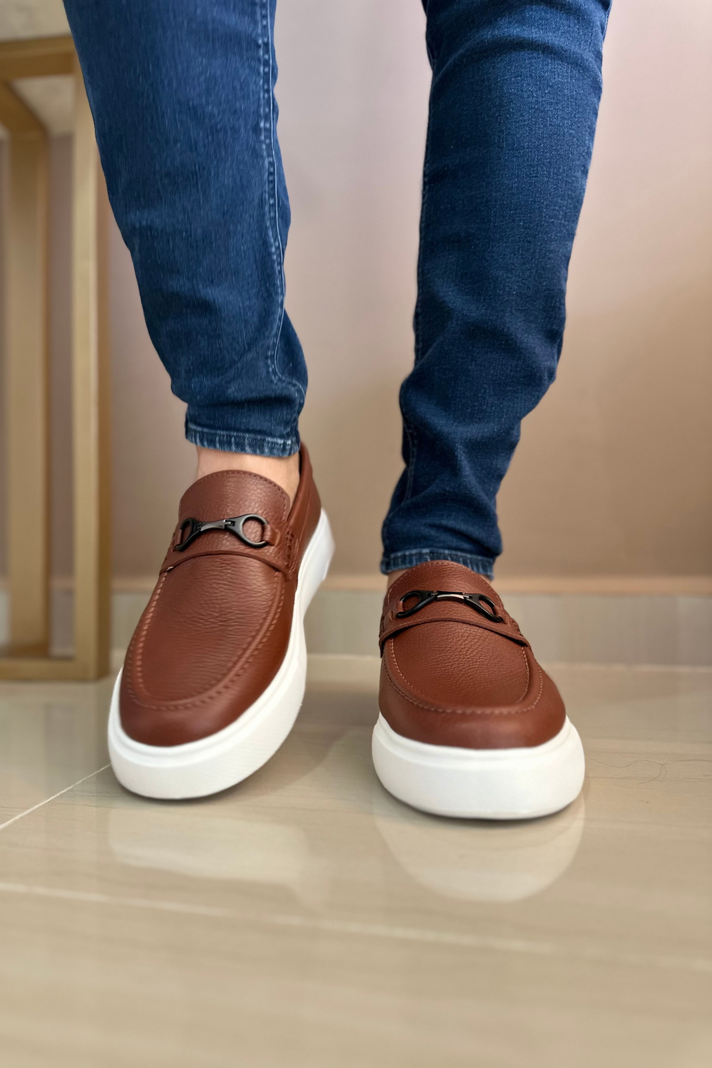 MOCASÍN ROM - EN CUERO - PARA HOMBRE