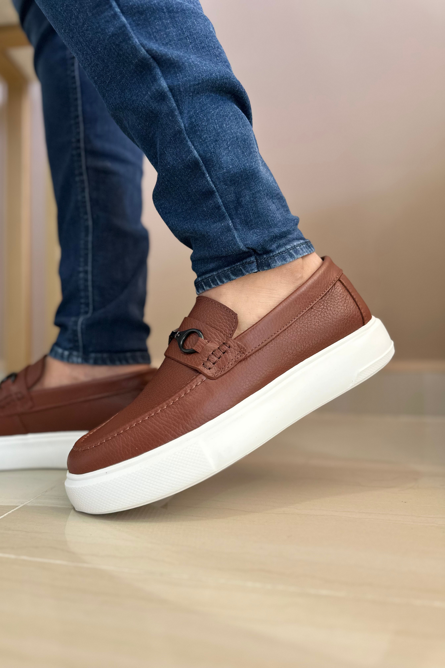 MOCASÍN ROM - EN CUERO - PARA HOMBRE