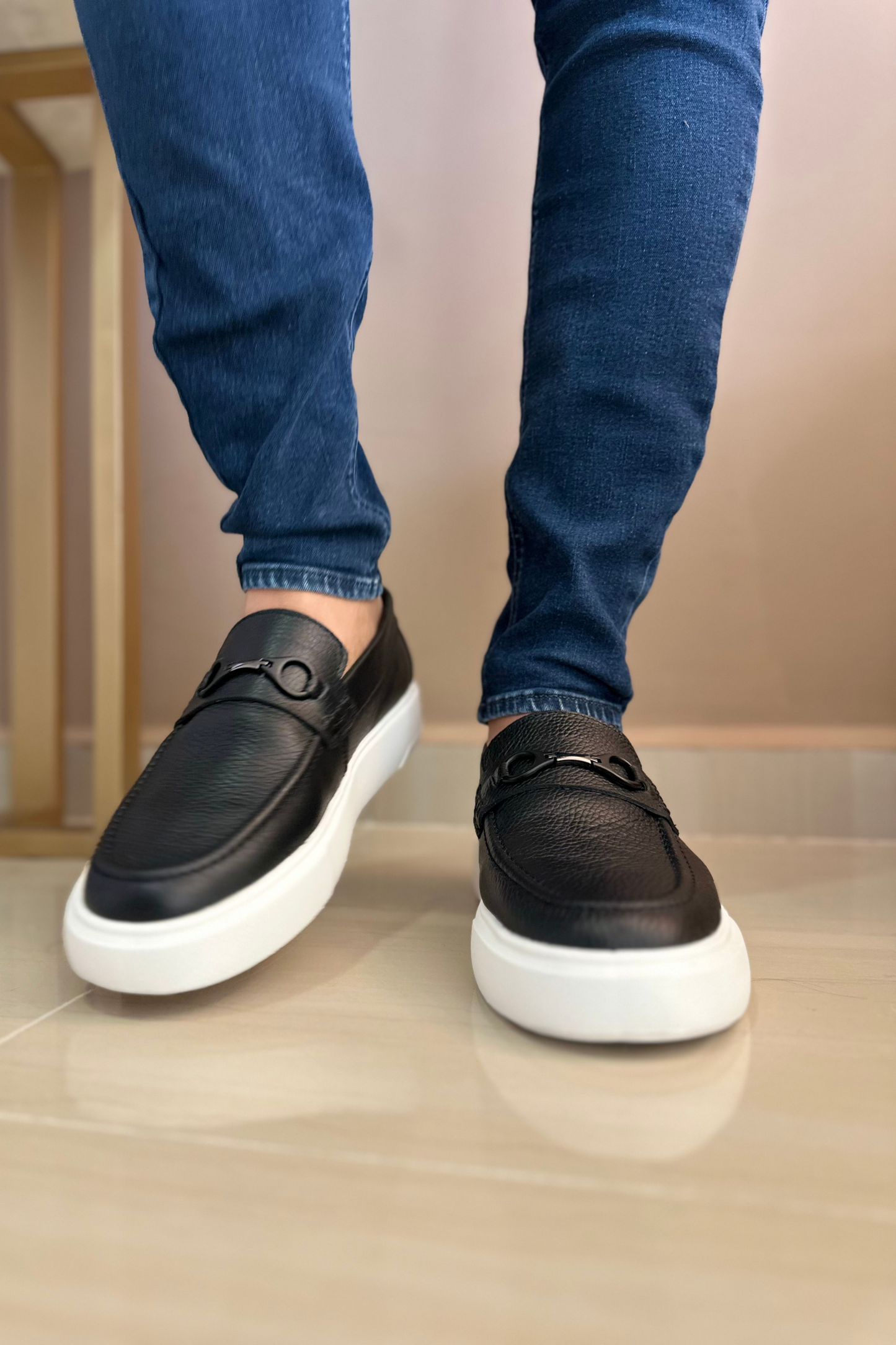 MOCASÍN ROM - EN CUERO - PARA HOMBRE