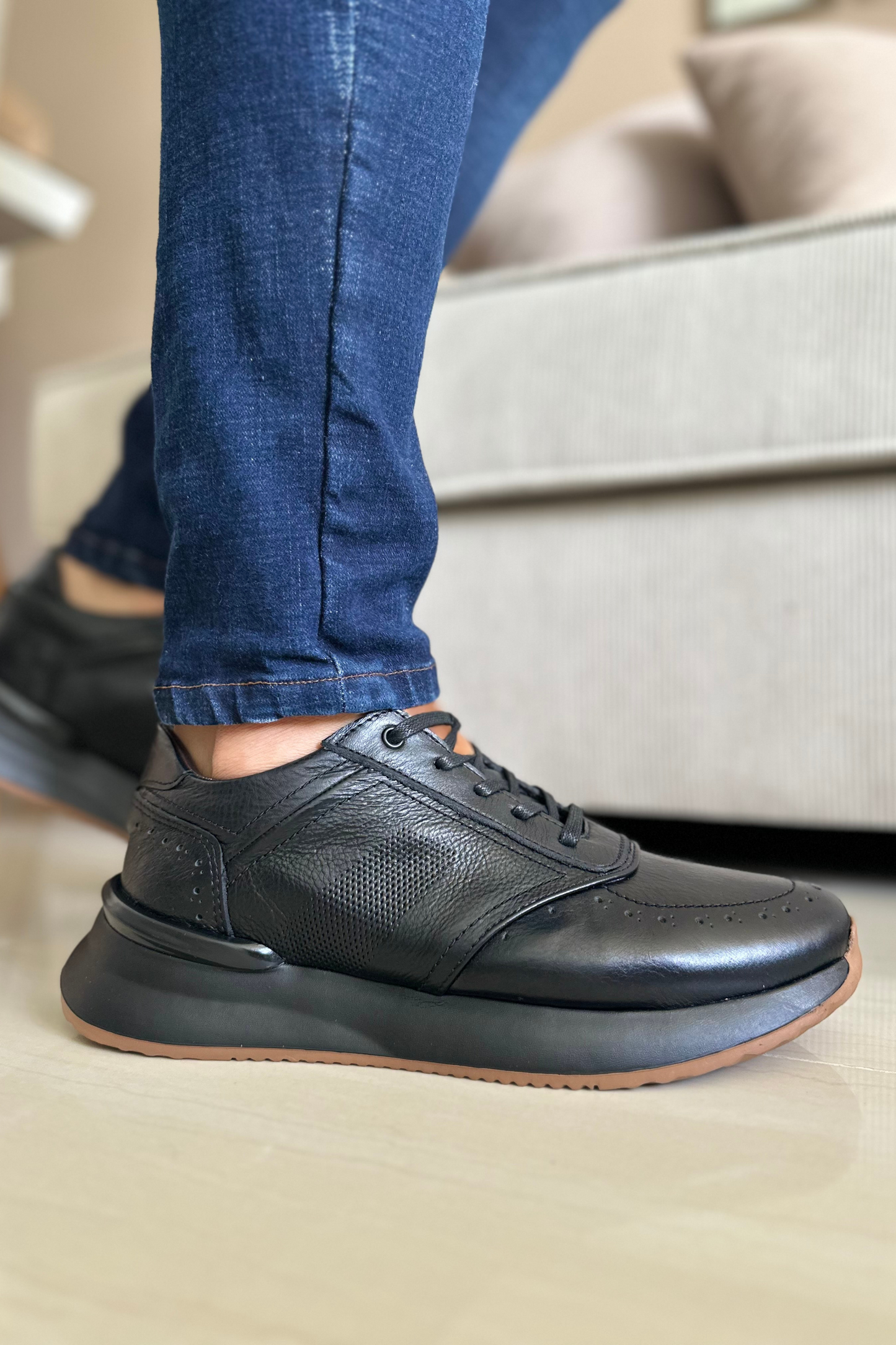 SNEAKER ARIET - EN CUERO - PARA HOMBRE - REF: D16