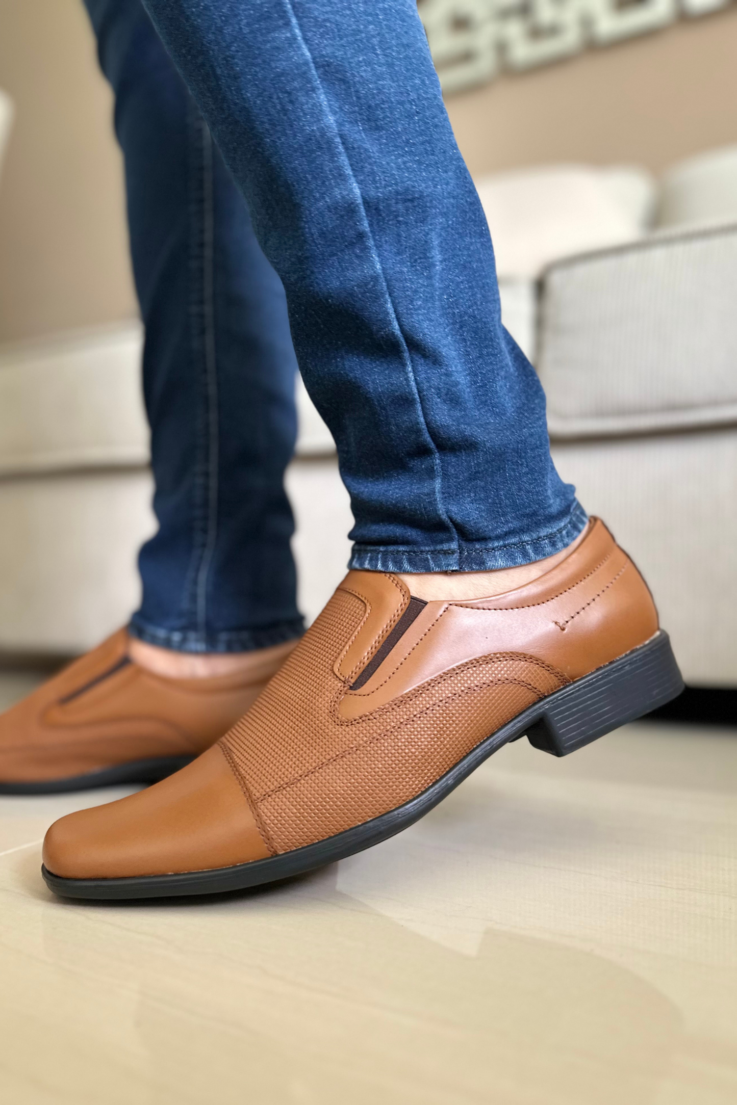 ELEGANTES FER - EN CUERO - PARA HOMBRE