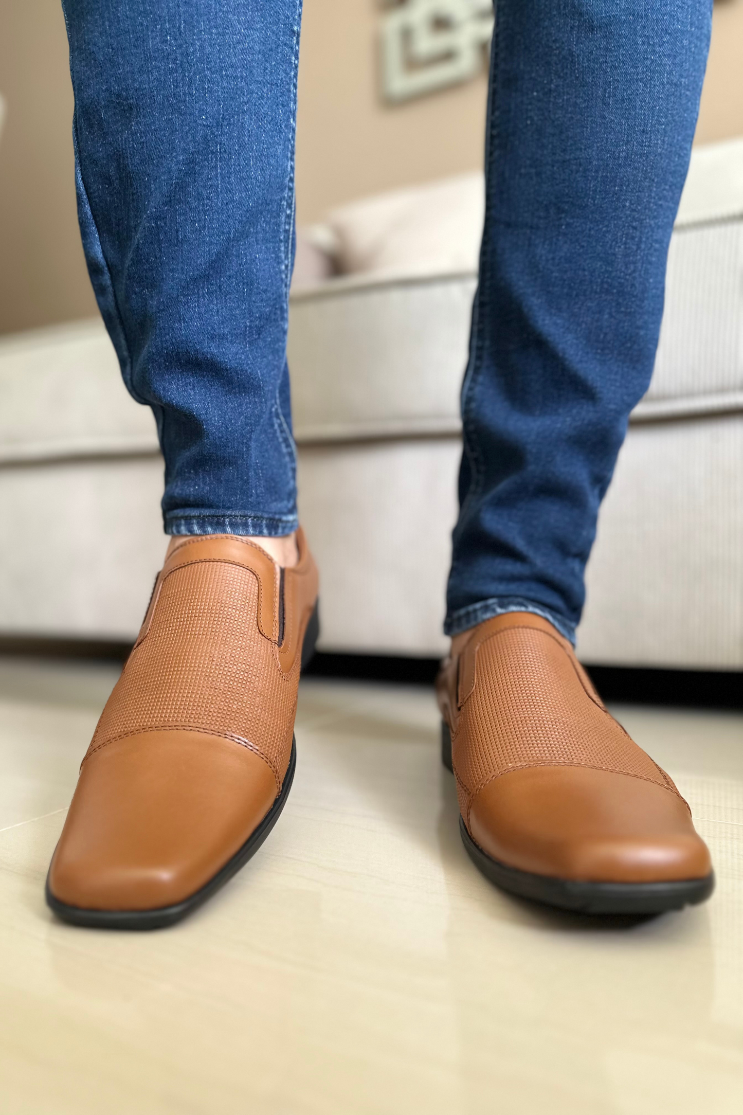 ELEGANTES FER - EN CUERO - PARA HOMBRE