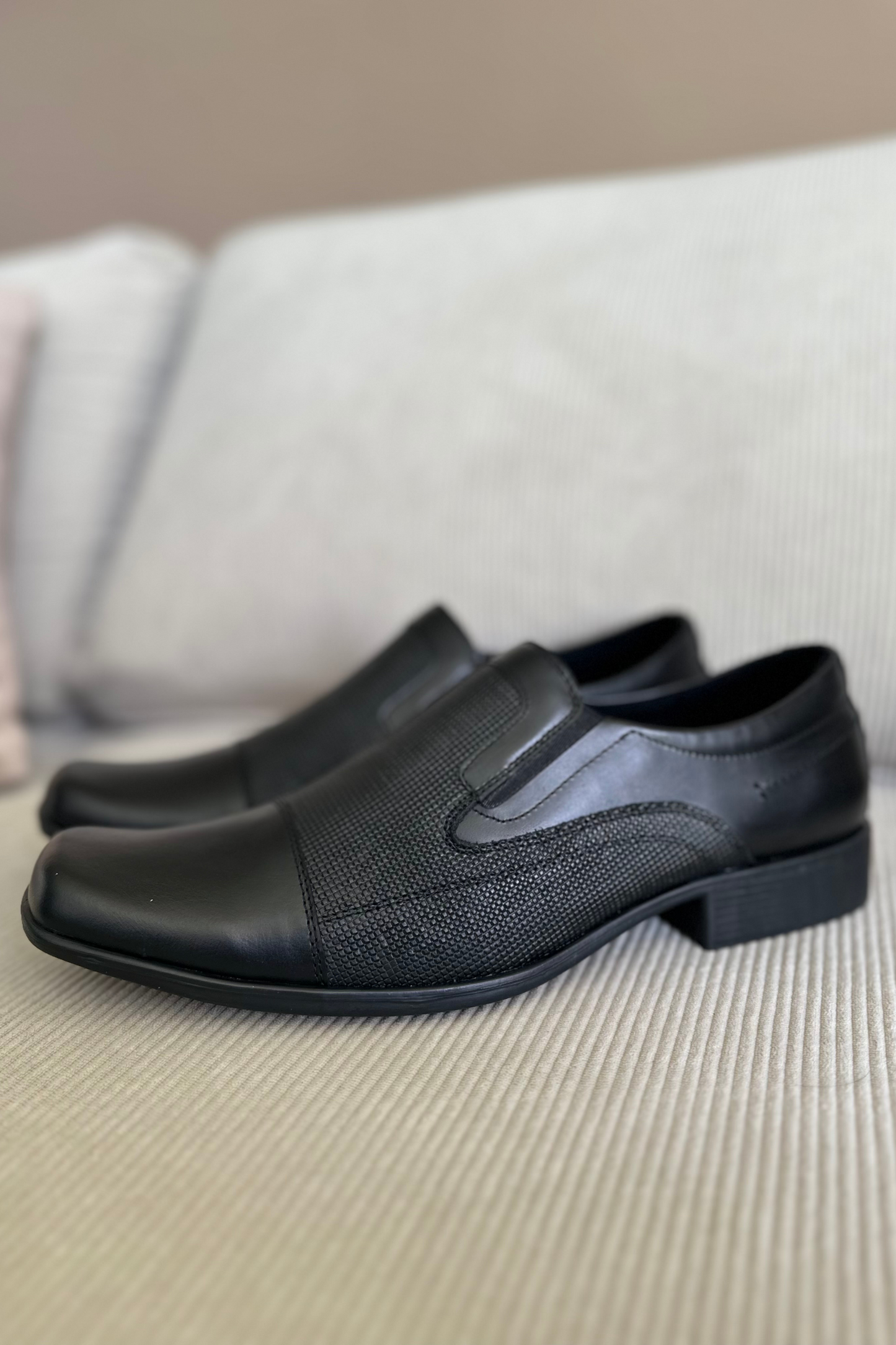 ELEGANTES FER - EN CUERO - PARA HOMBRE