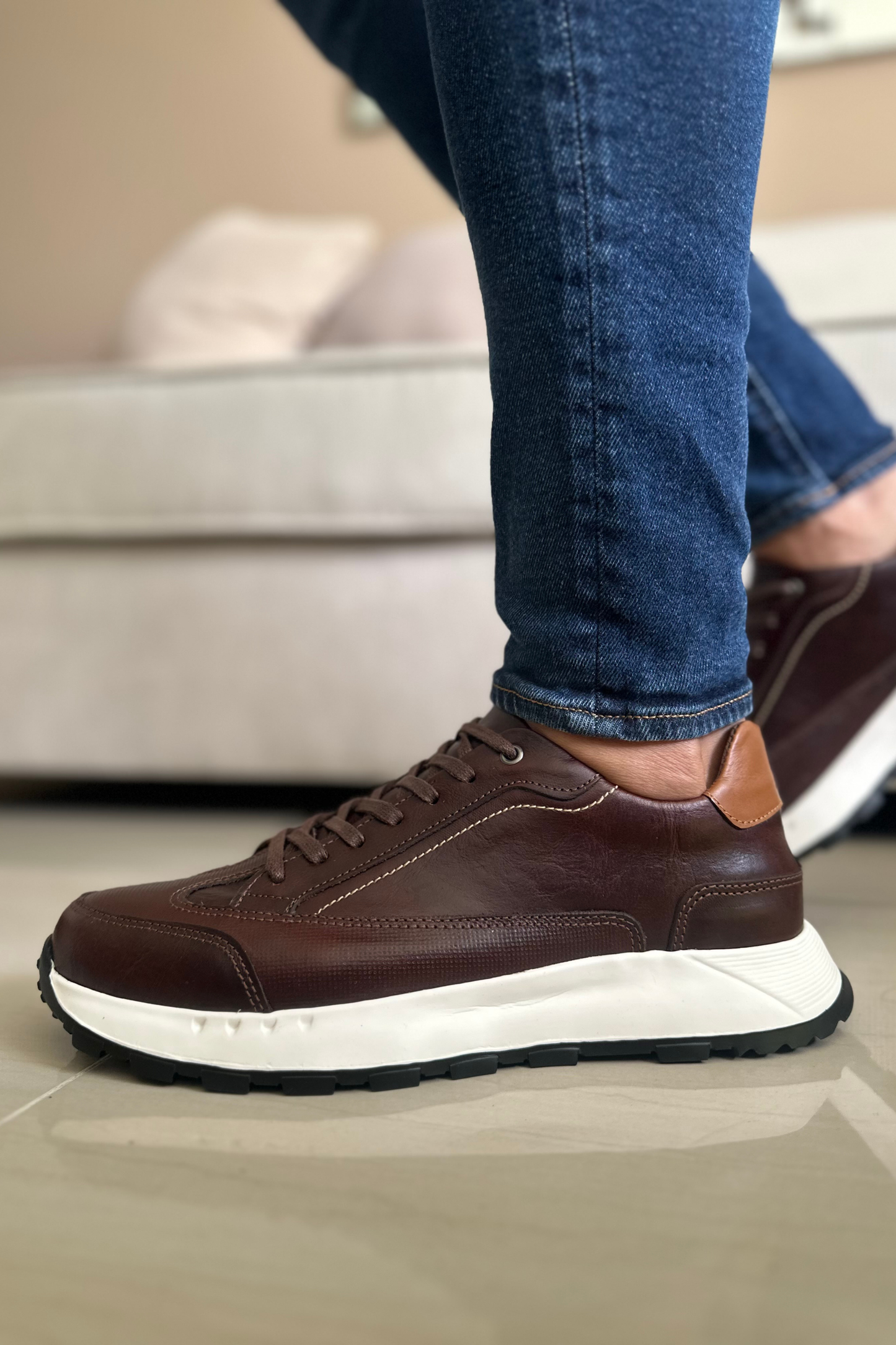 SNEAKERS TRAPINCH - PARA HOMBRE - EN CUERO