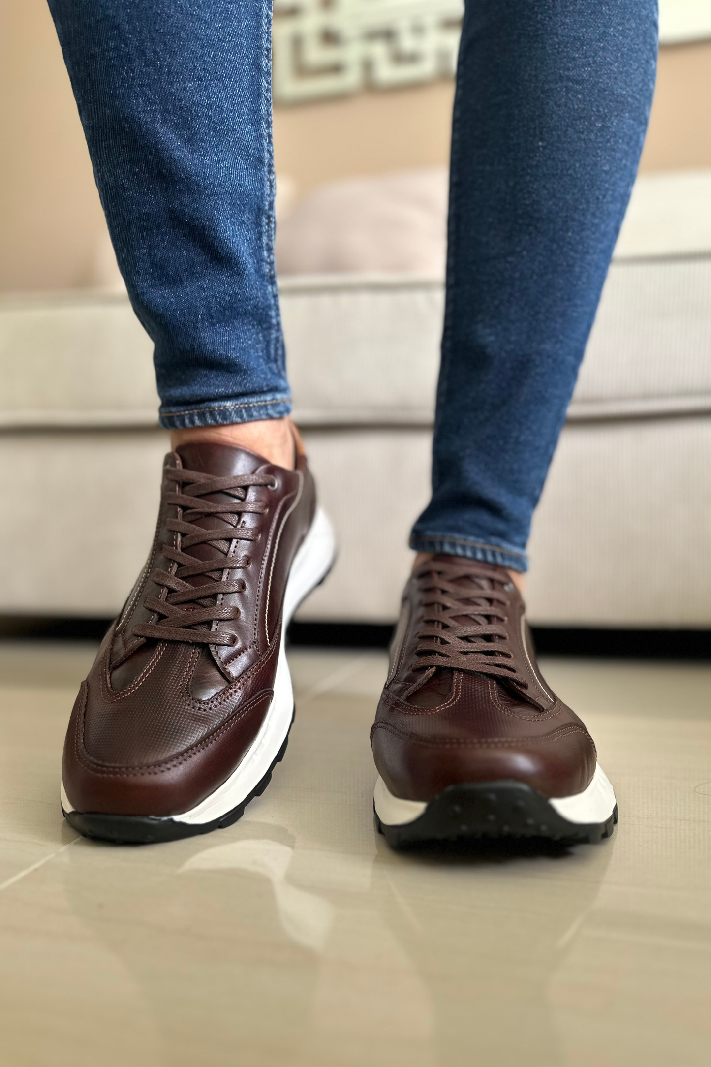 SNEAKERS TRAPINCH - PARA HOMBRE - EN CUERO