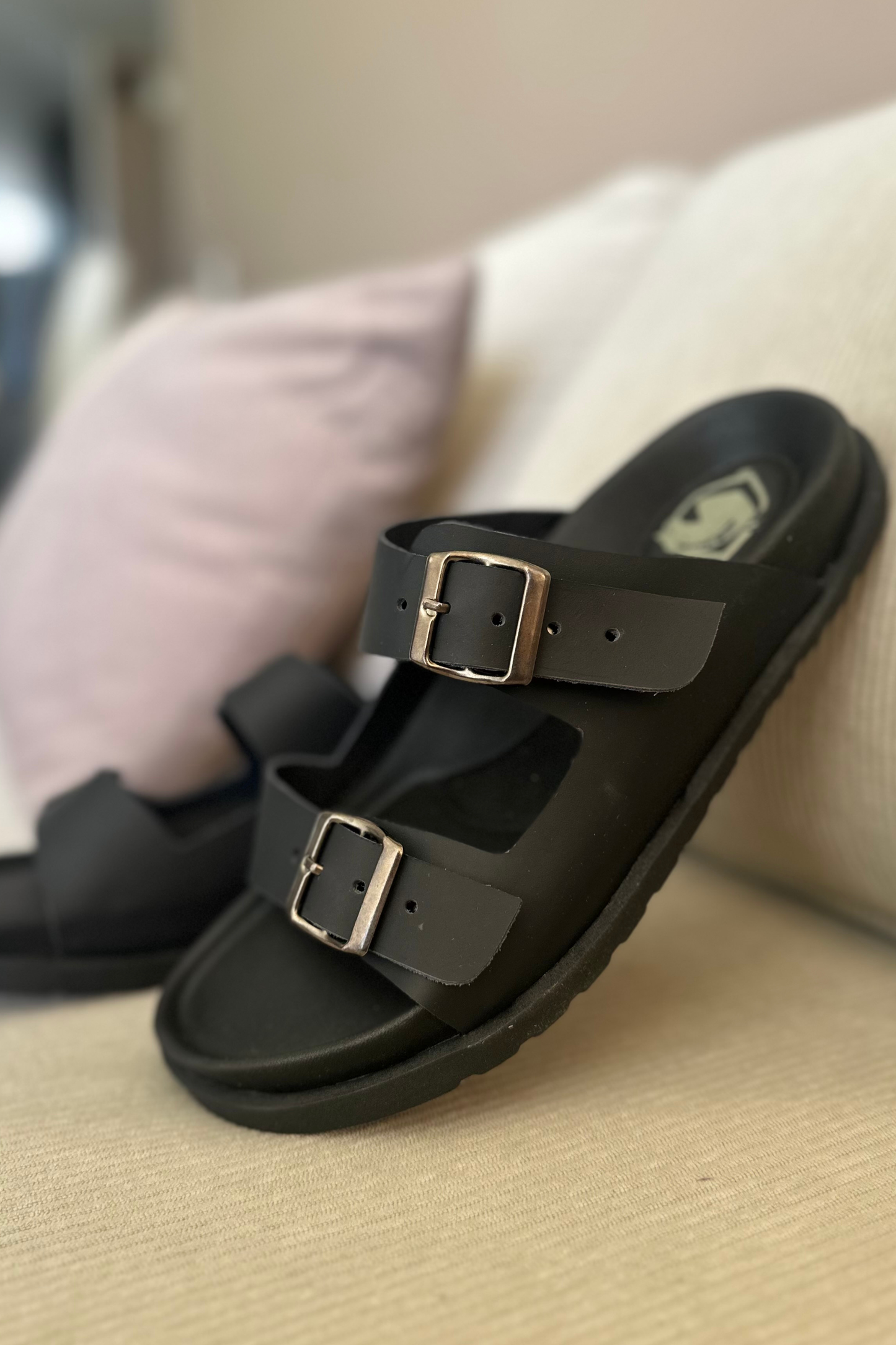 SANDALIAS PANGOL - EN CUERO - PARA HOMBRE