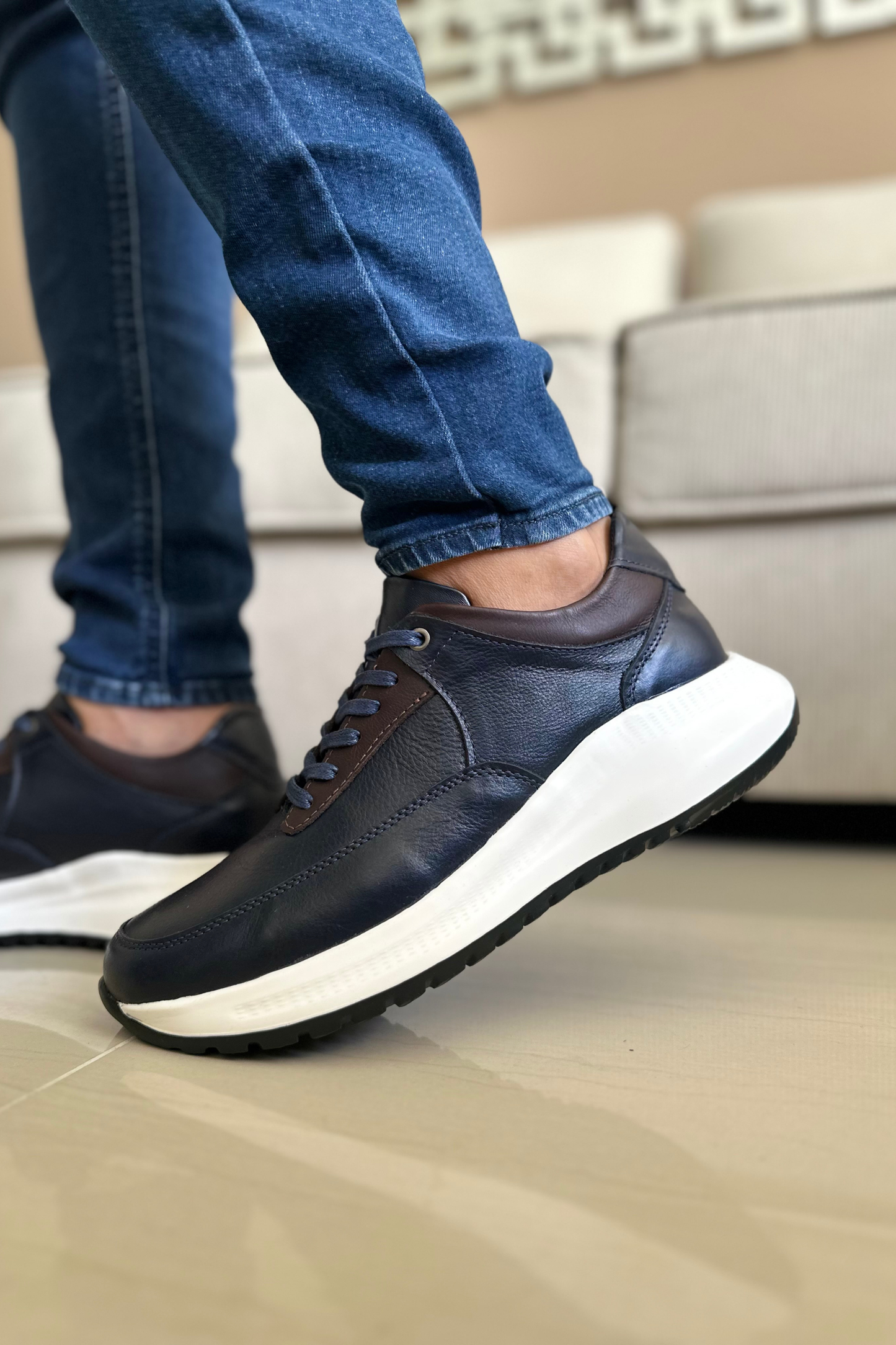 SNEAKERS FARLOM - PARA HOMBRE - EN CUERO