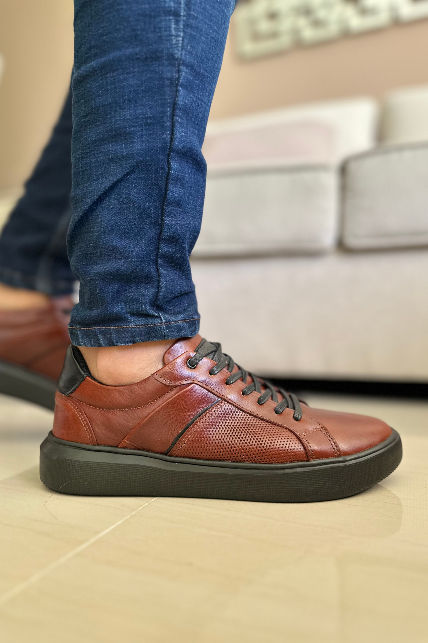 SNEAKER OLISE - EN CUERO - PARA HOMBRE