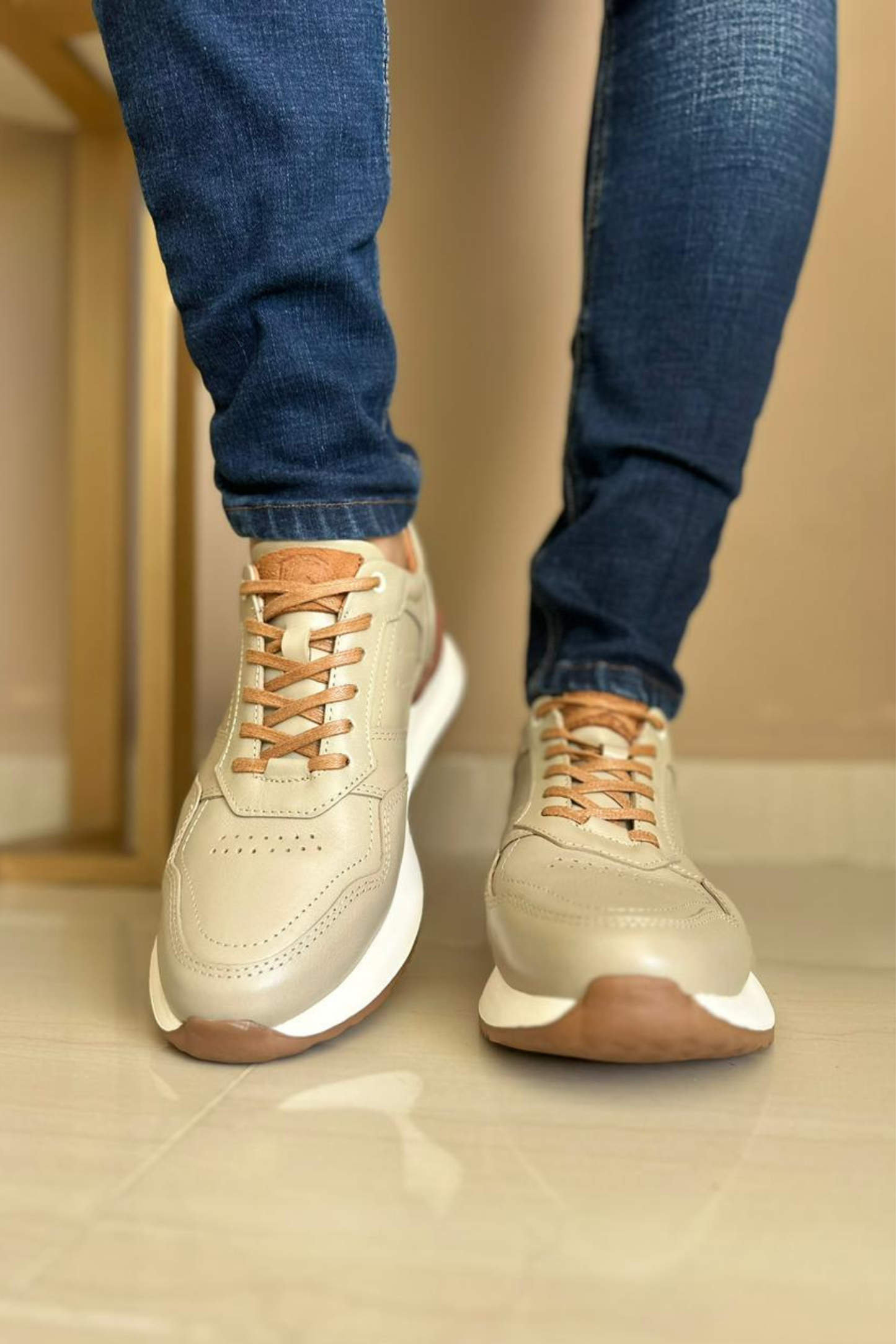 SNEAKER NIKO - EN CUERO - PARA HOMBRE - REF: ANT D12