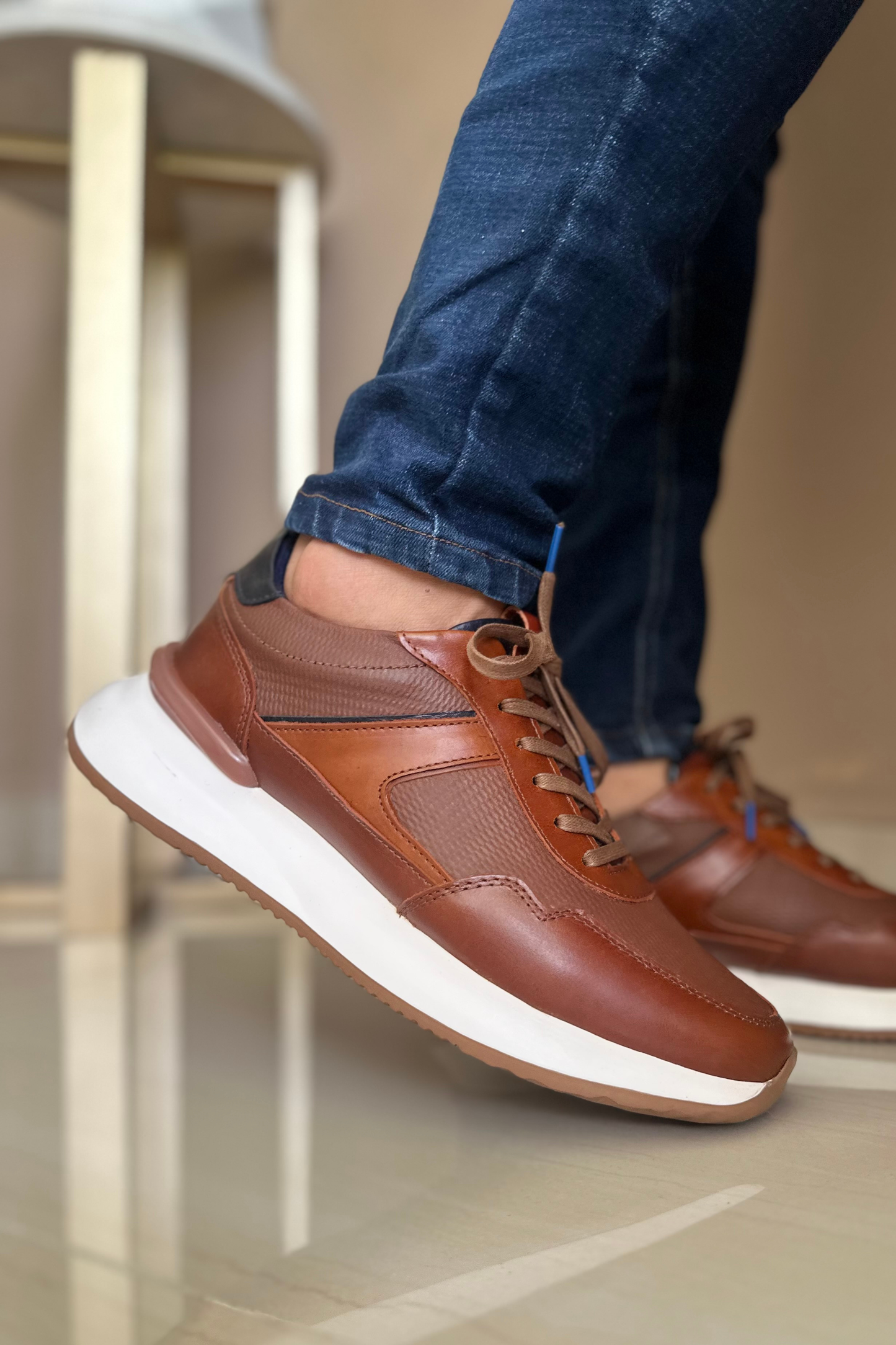 SNEAKER NAY - EN CUERO - PARA HOMBRE - REF: ADO 6488