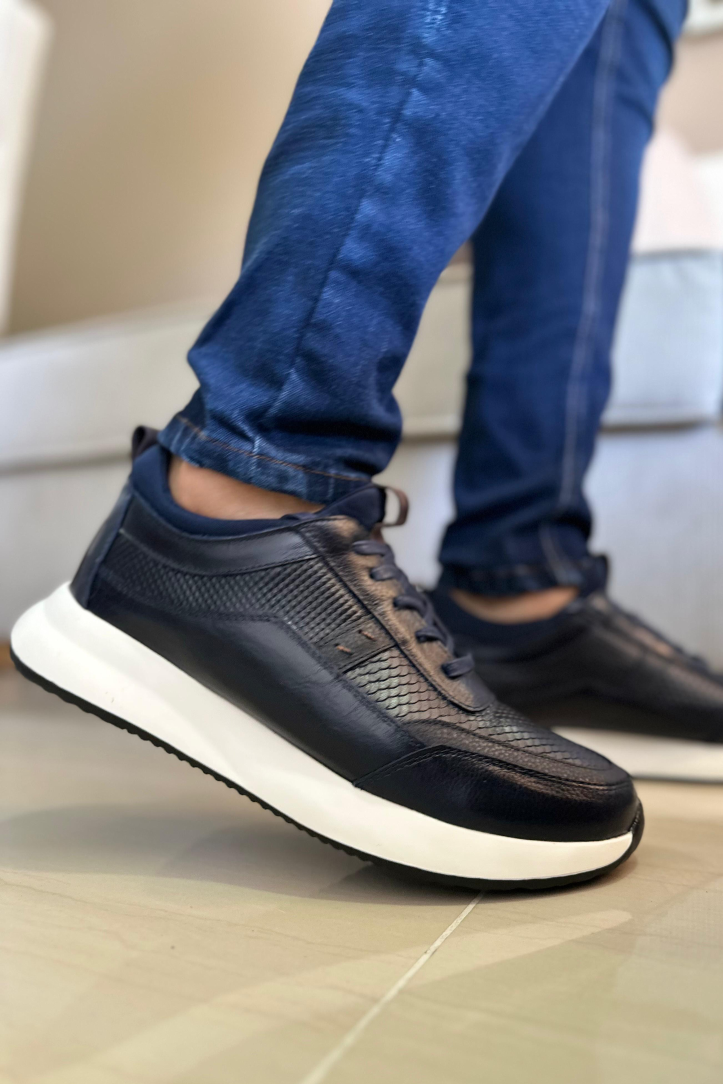 SNEAKER DINAMITE - EN CUERO - PARA HOMBRE - REF: 3217
