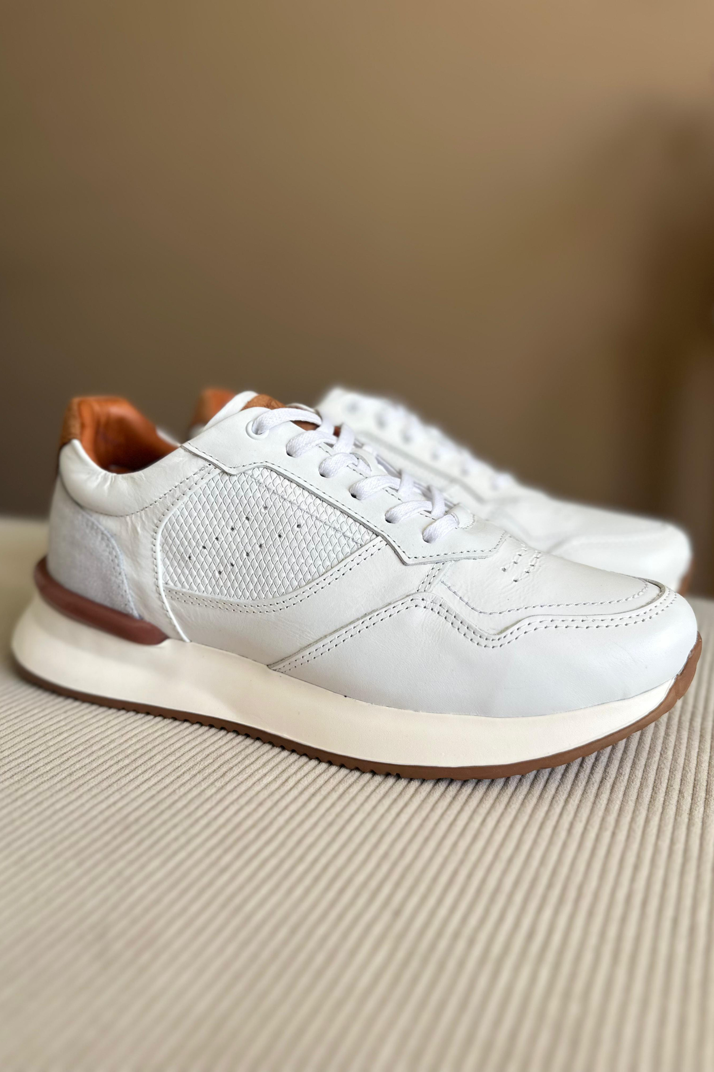 SNEAKER NIKO - EN CUERO - PARA HOMBRE - REF: ANT D12