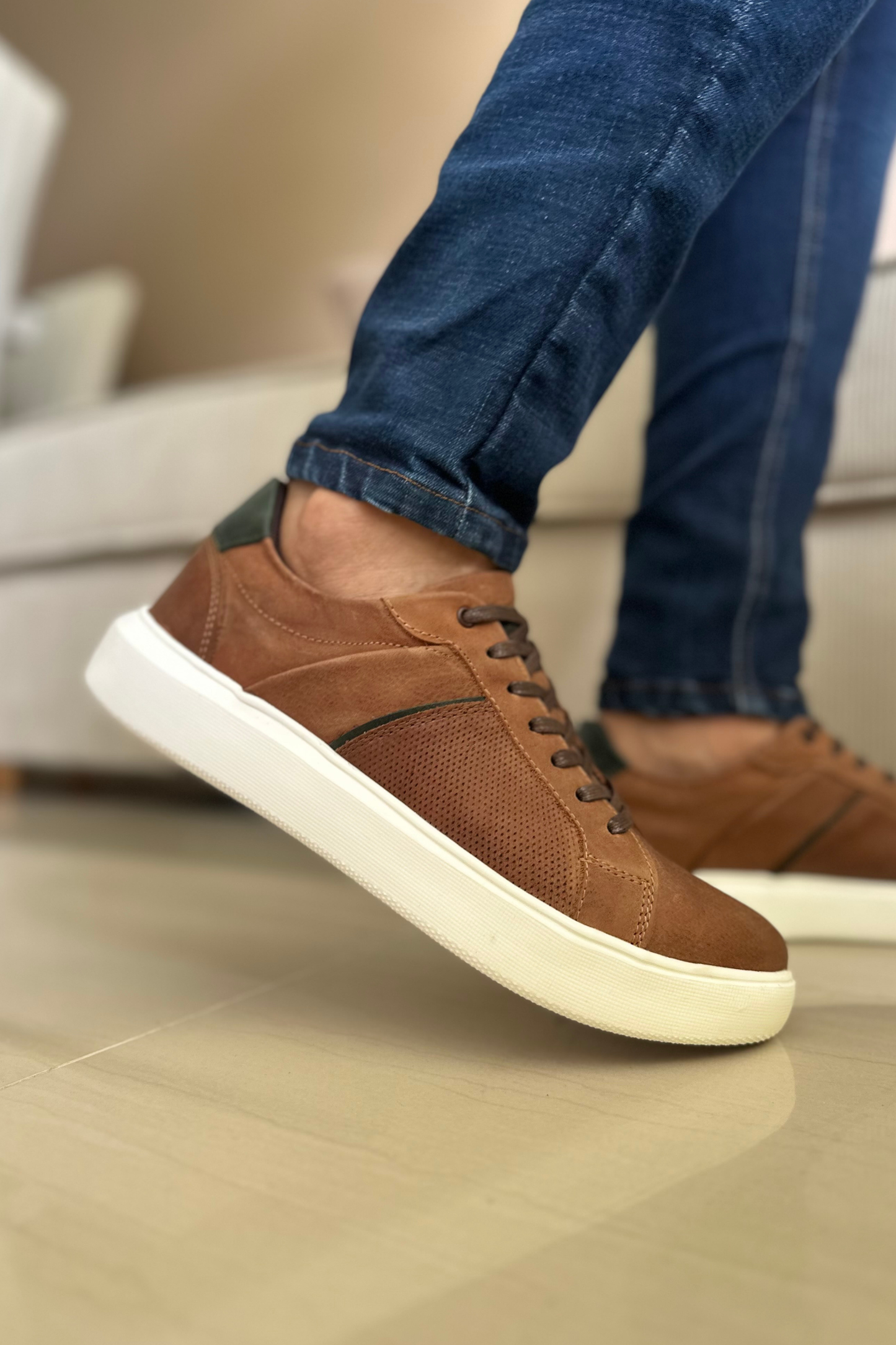 SNEAKER OLISE - EN CUERO - PARA HOMBRE - REF: 3220