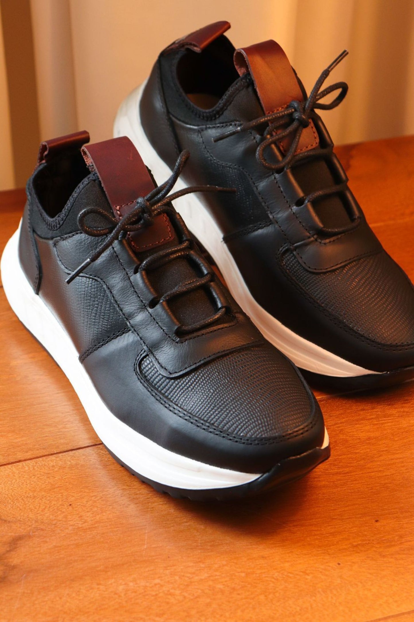 SNEAKERS PARA HOMBRE CERVINO EN CUERO - REF: ANT 355