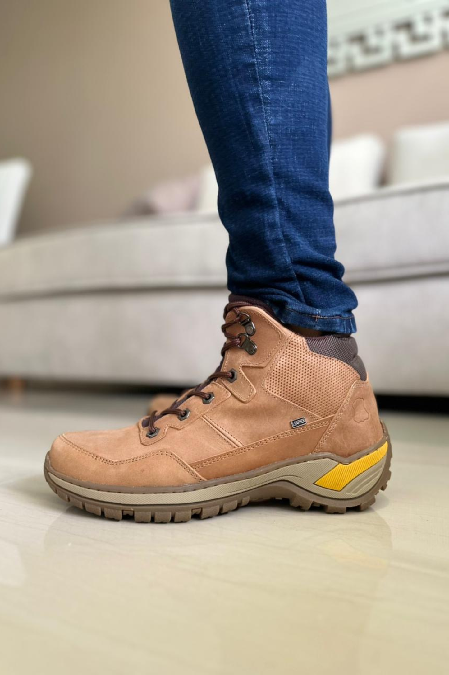 BOTA NESUKI - EN CUERO - PARA HOMBRE 3280