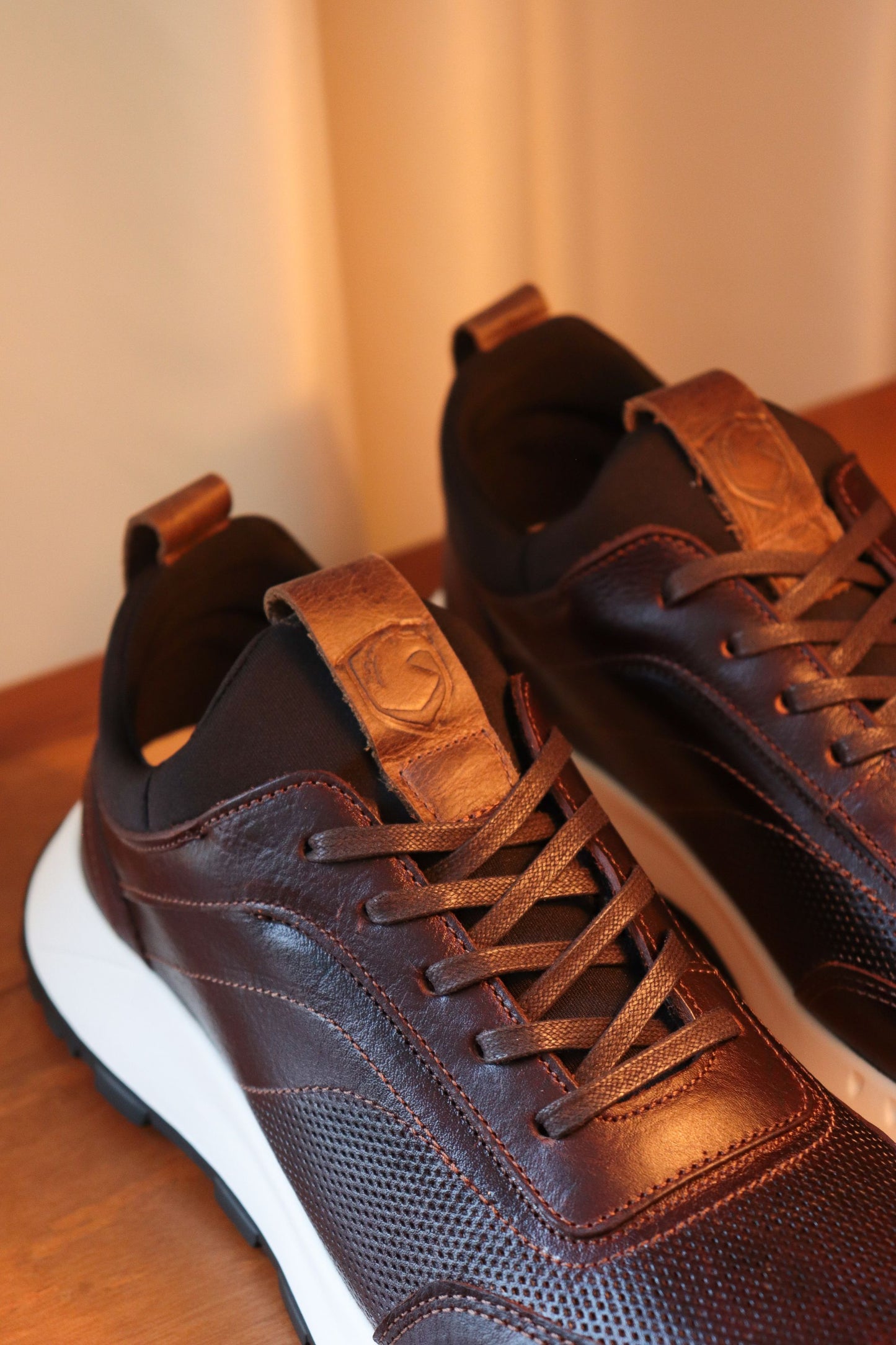 SNEAKERS MONBLANC - EN CUERO - PARA HOMBRE - REF: SPN 3050