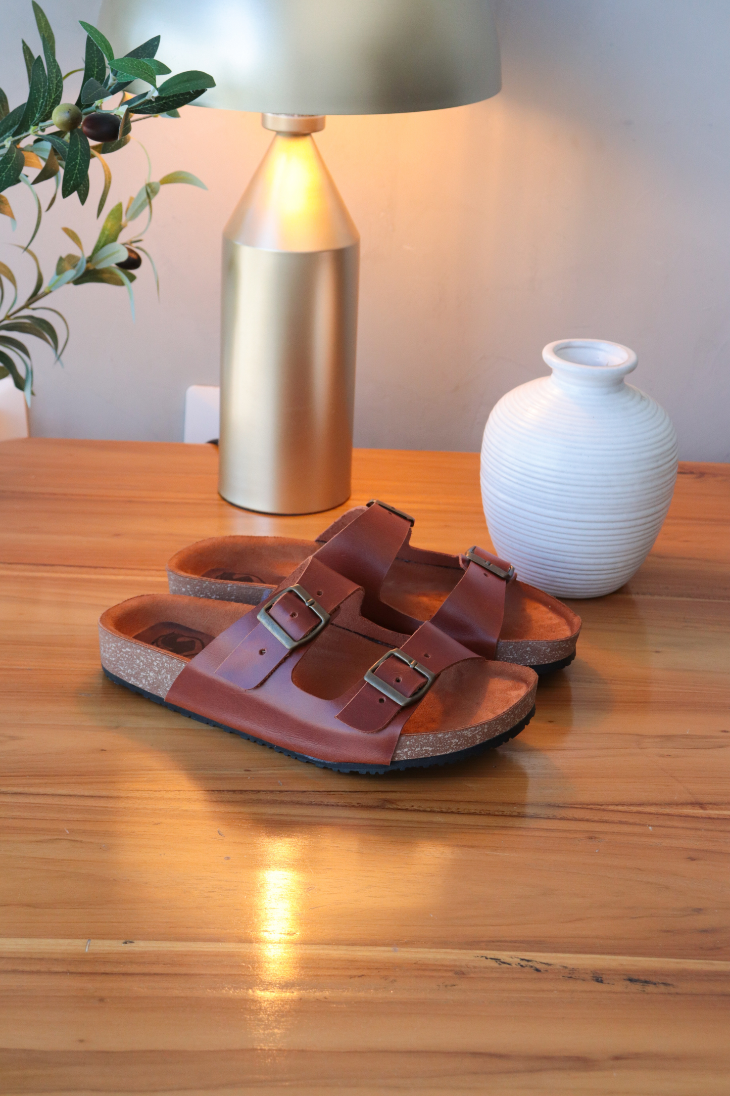 SANDALIA SPECTER - EN CUERO - PARA HOMBRE - REF: 55