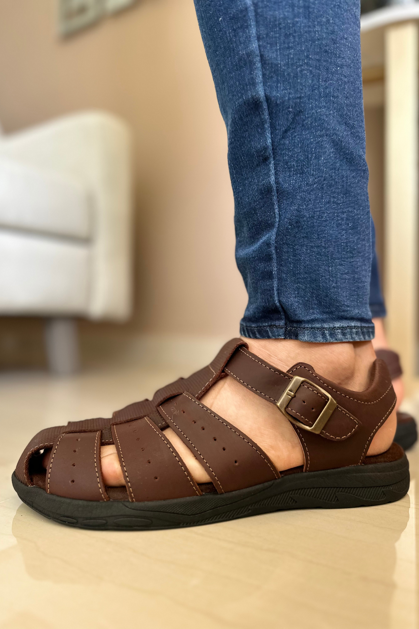 SANDALIA SANJI - EN CUERO - PARA HOMBRE - REF: 617