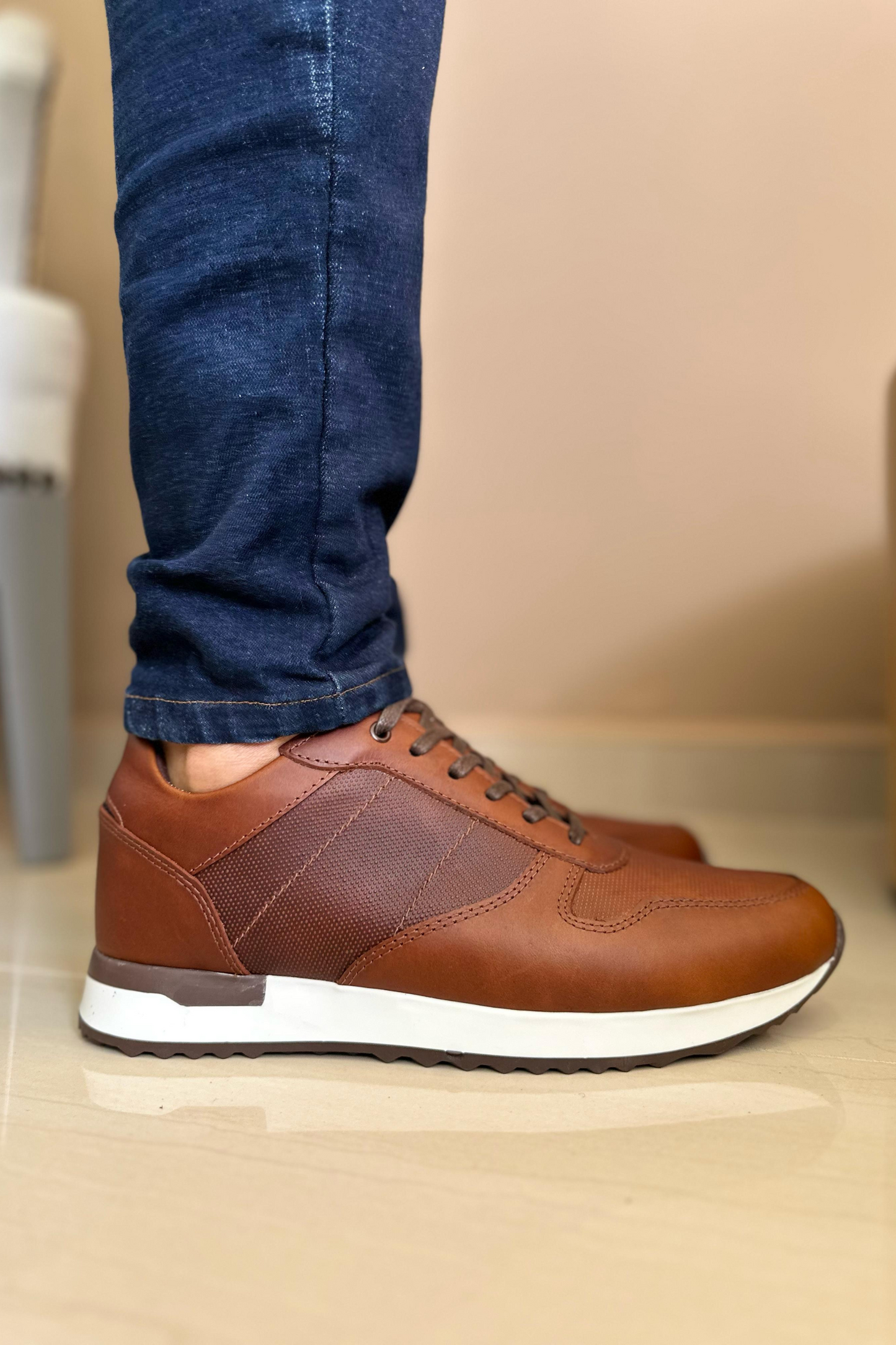 SNEAKER LETIT - EN CUERO - PARA Hombre REF: B43