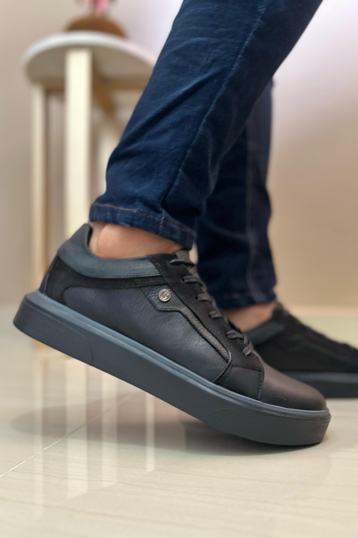SNEAKER BREAK - EN CUERO - PARA HOMBRE - REF: 3208