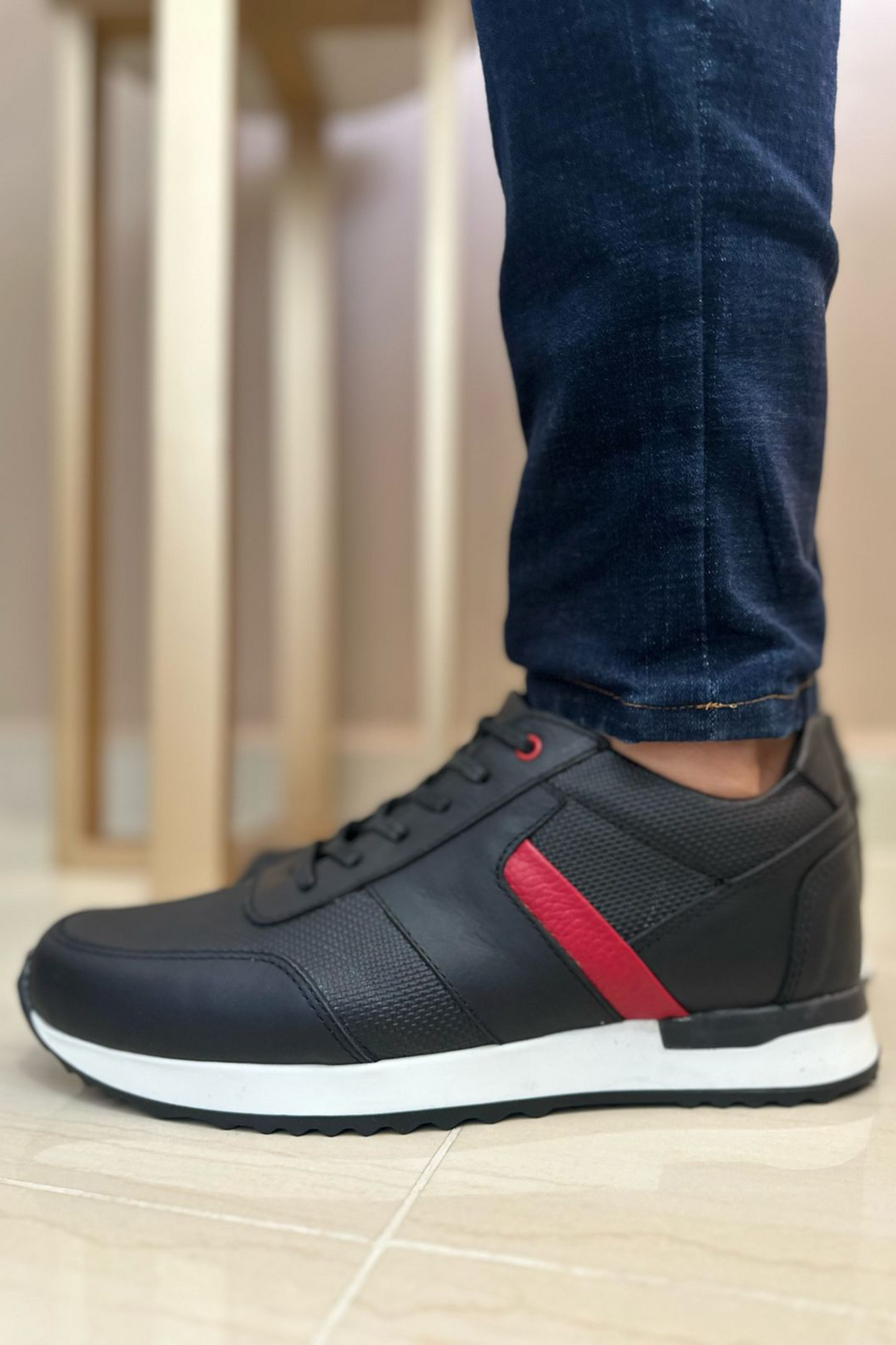 SNEAKER KENKE - EN CUERO - PARA HOMBRE - REF: B45
