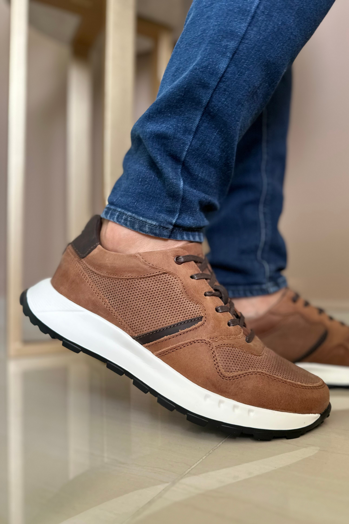 SNEAKER CLÁSTER - EN CUERO - PARA HOMBRE - REF: SPN 3211