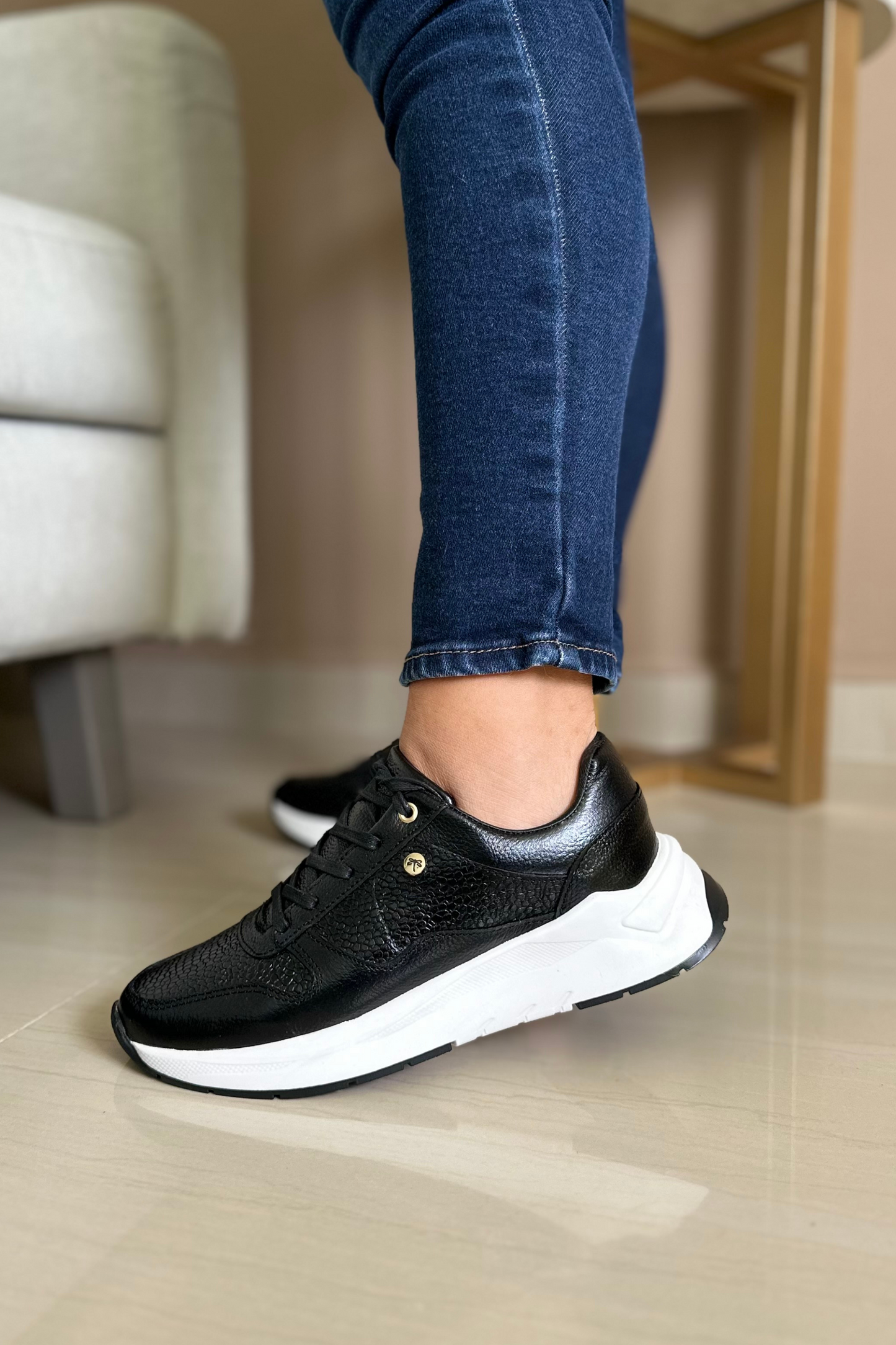 SNEAKER SILK - EN CUERO - PARA DAMA