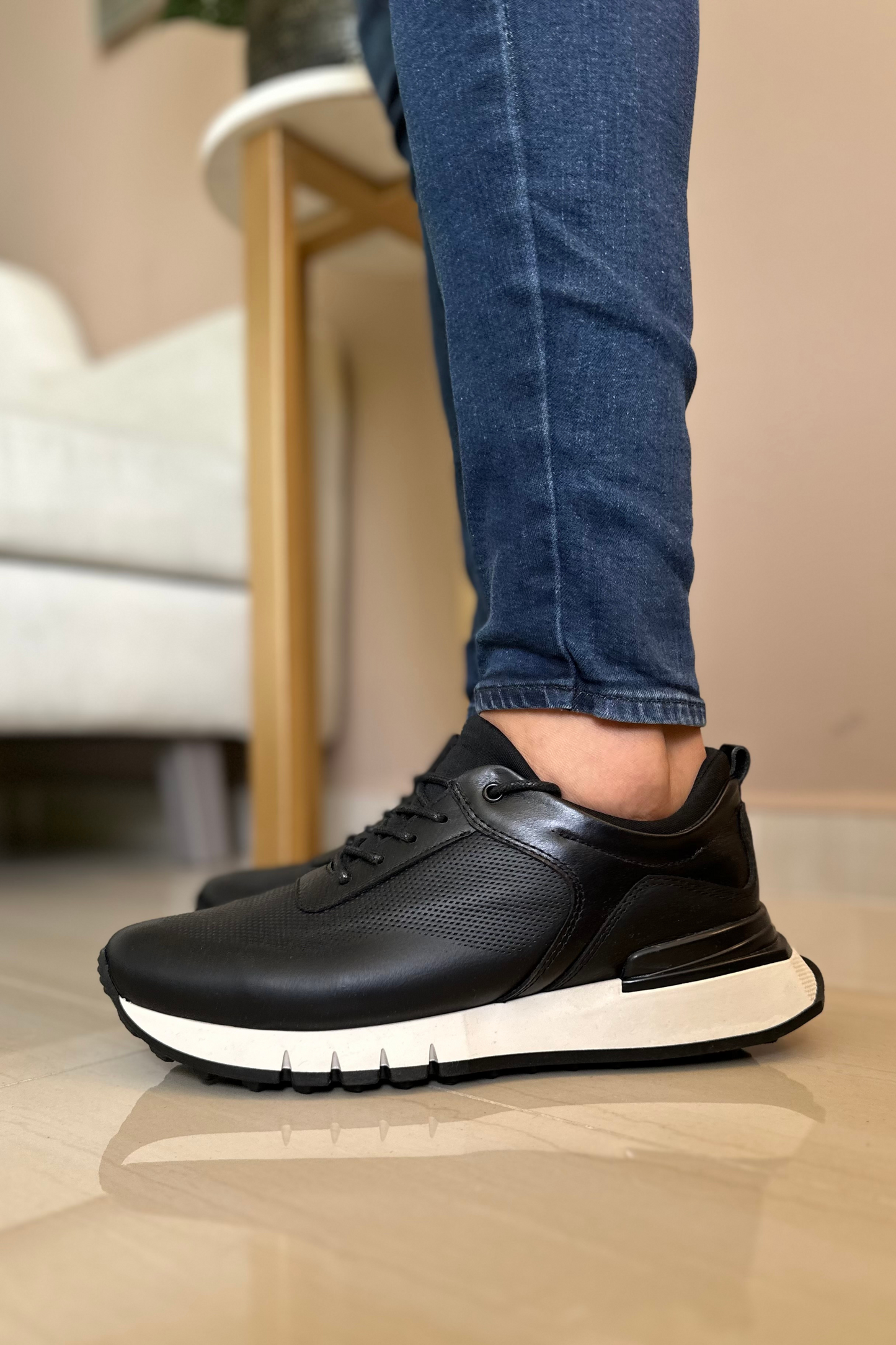 SNEAKER HOLLOW - EN CUERO - PARA HOMBRE - REF: ANT B91