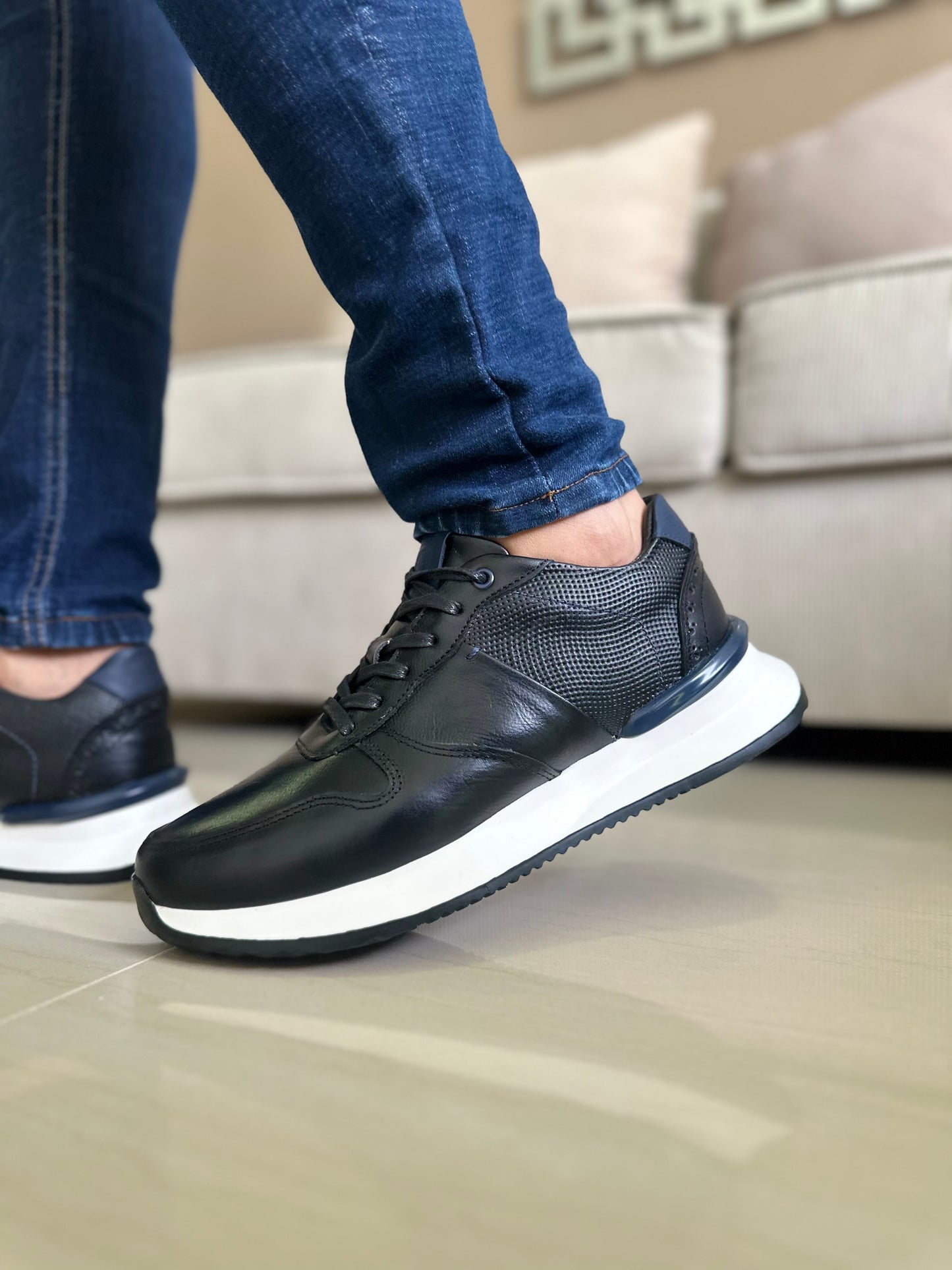 SNEAKER GUMA - EN CUERO - PARA HOMBRE - REF: D15