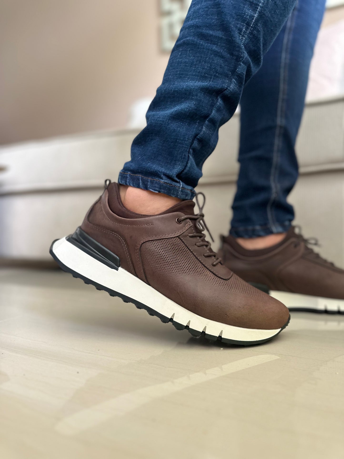 SNEAKER HOLLOW - EN CUERO - PARA HOMBRE - REF: ANT B91