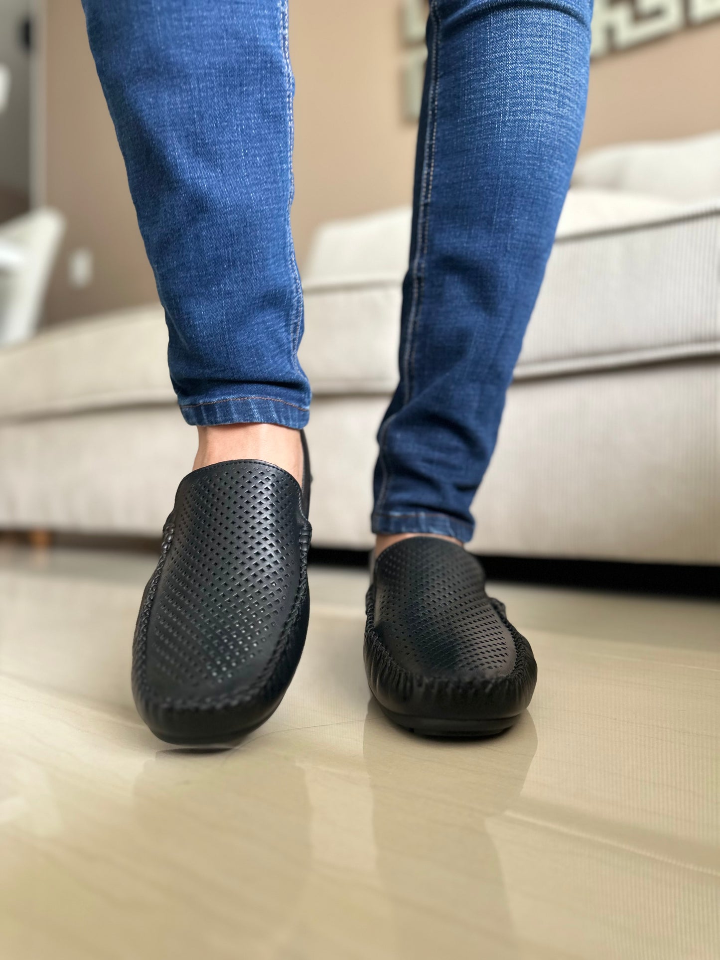 MOCASINES EN CUERO - PARA HOMBRE