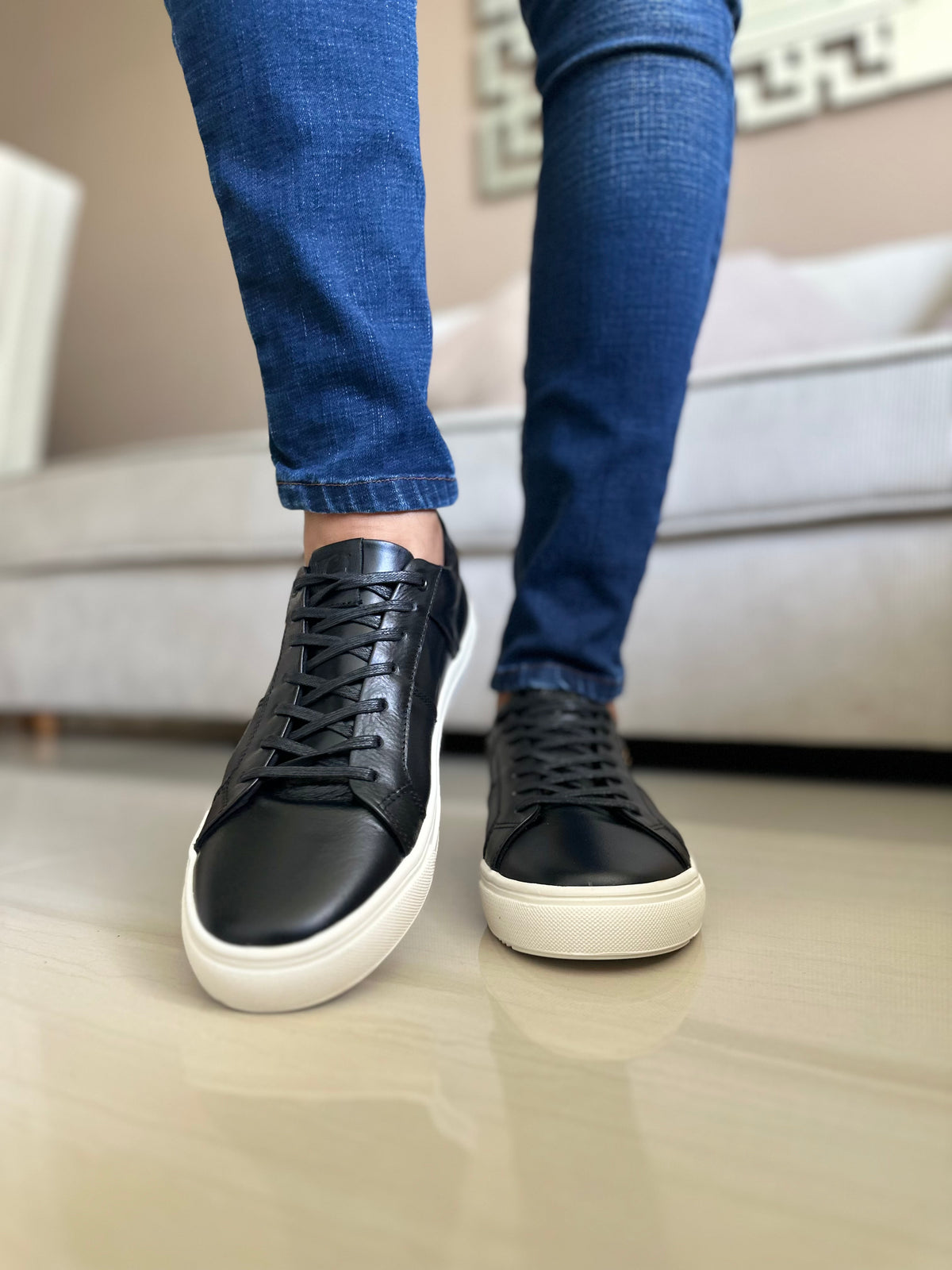 SNEAKERS ELBRUS-CUERO NEGRO- REF: ANT 573