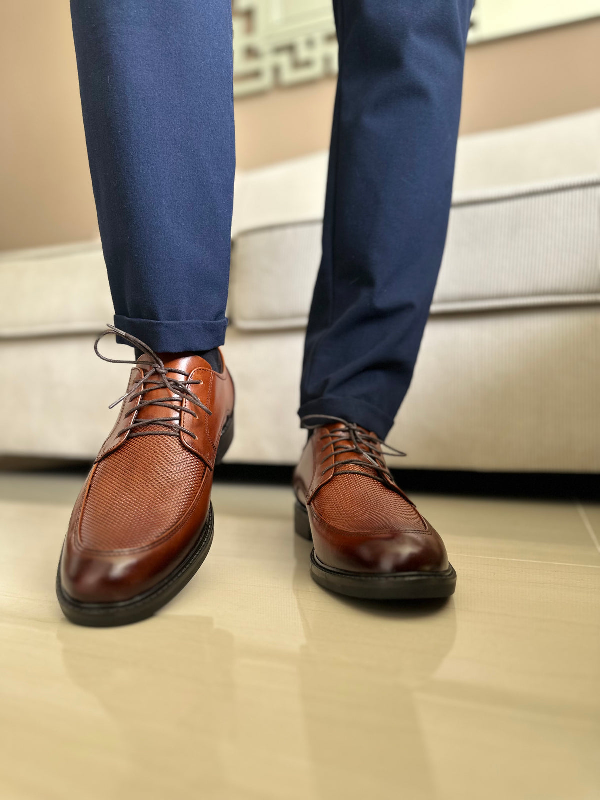 ELEGANTES ACRE- EN CUERO - PARA HOMBRE - REF:
