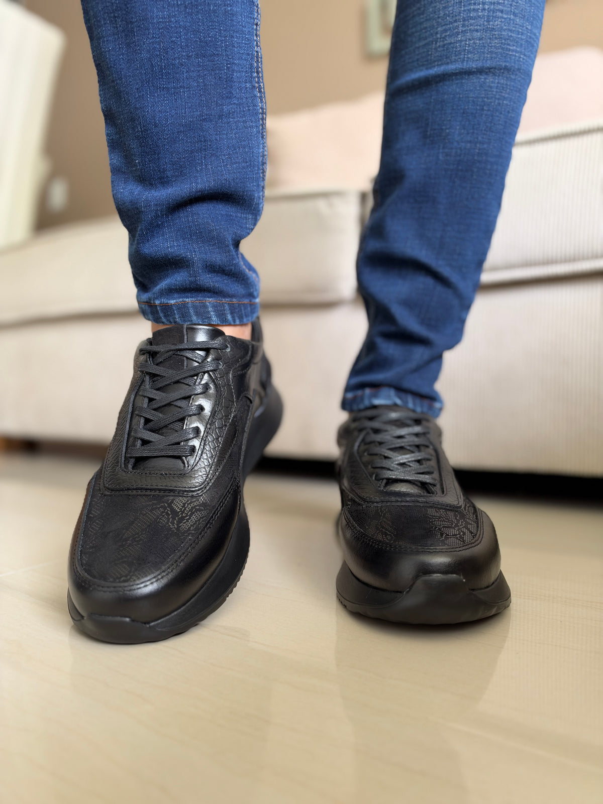 SNEAKERS WERT NEGRO-CUERO-LIVIANOS REF 3316