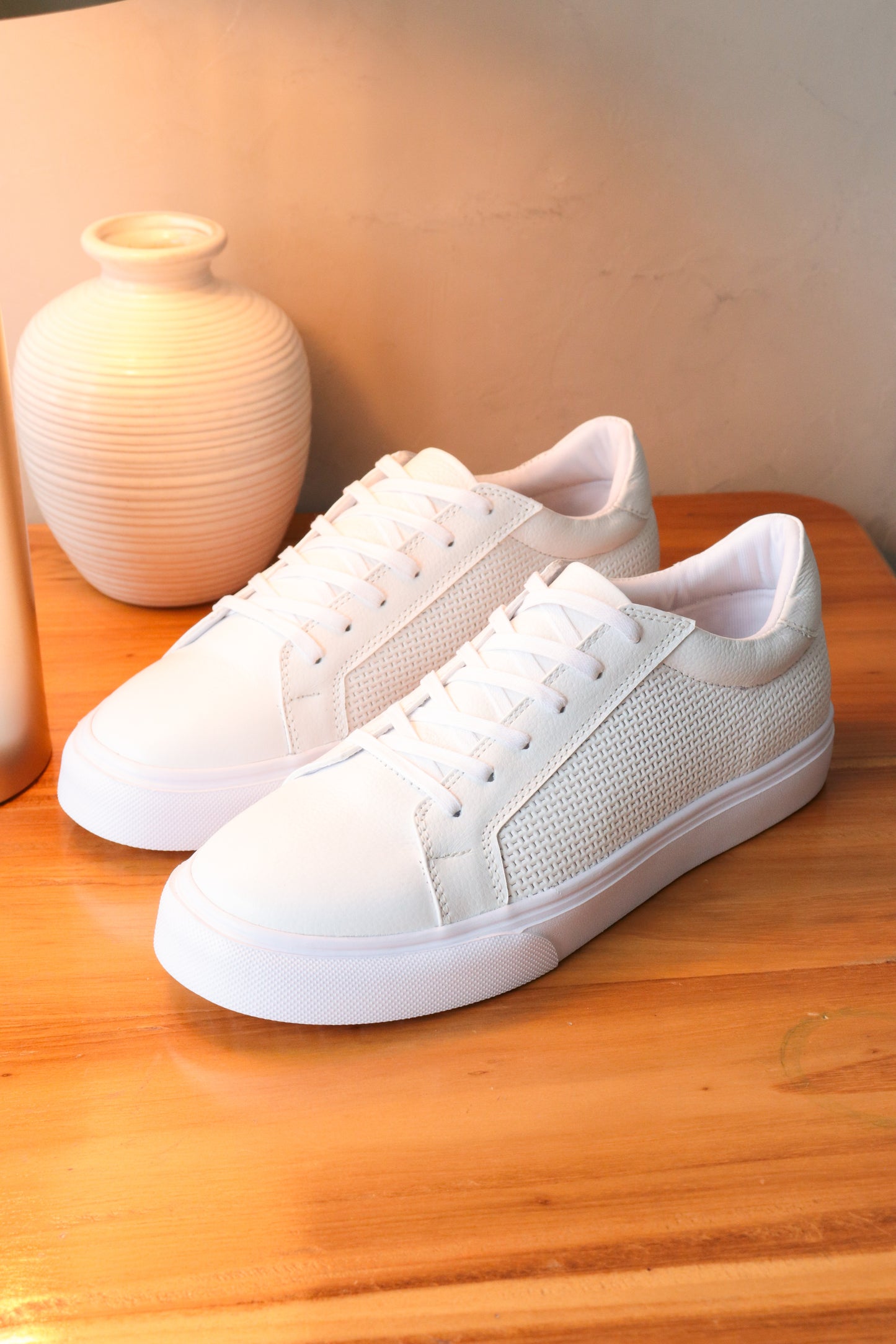SNEAKERS KIDU - EN CUERO - PARA HOMBRE- REF: 602