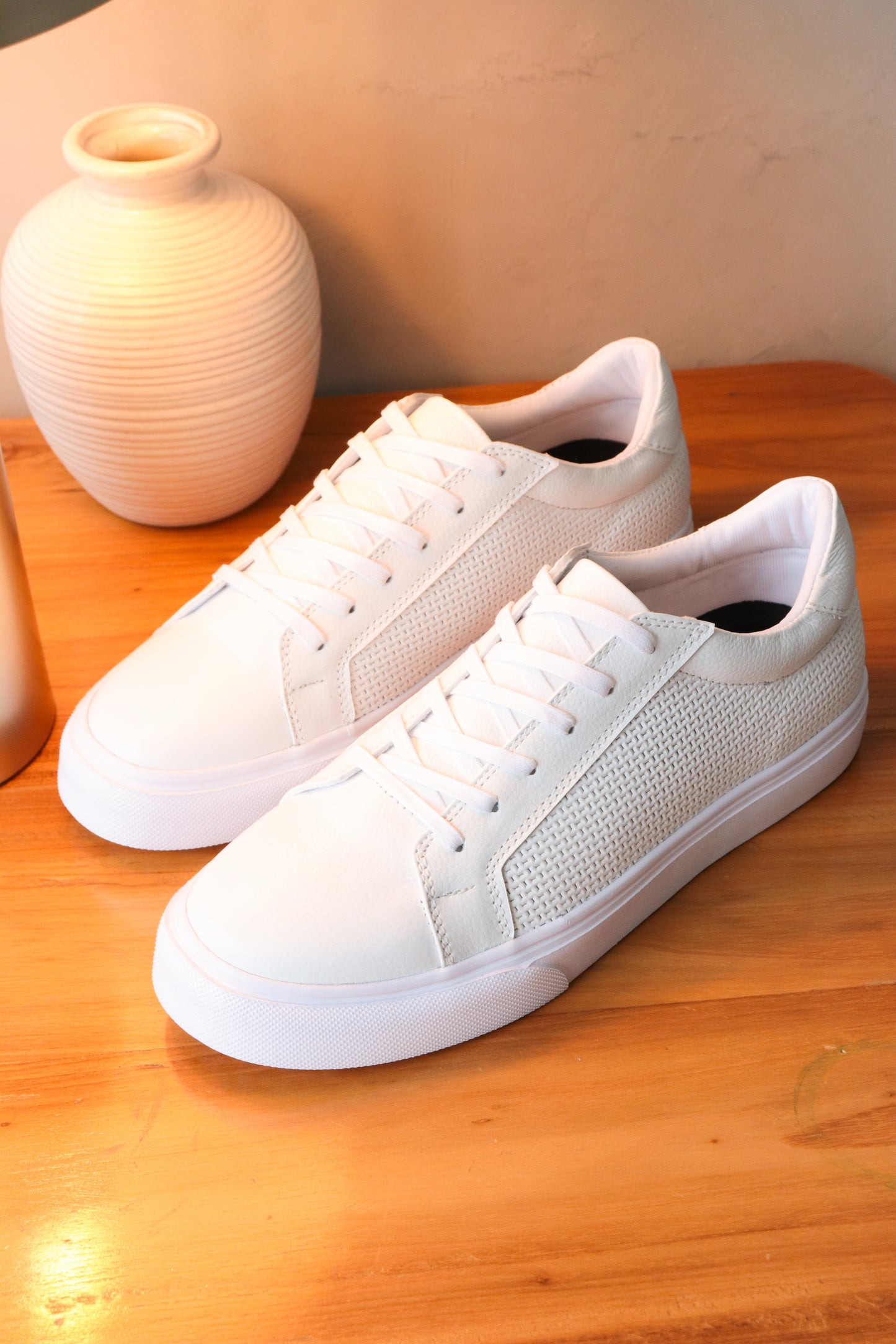 SNEAKERS KIDU - EN CUERO - PARA HOMBRE- REF: 602