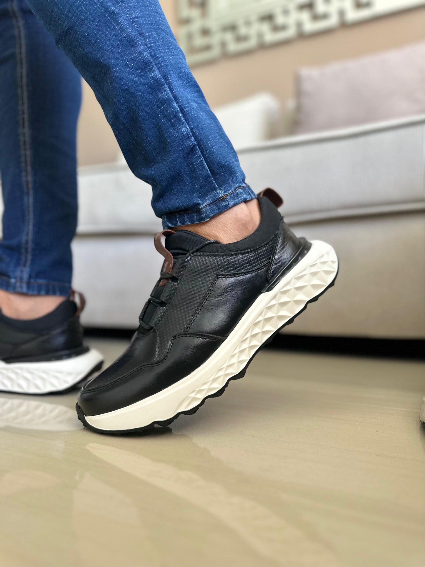SNEAKERS YUK-CUERO-LIVIANOS