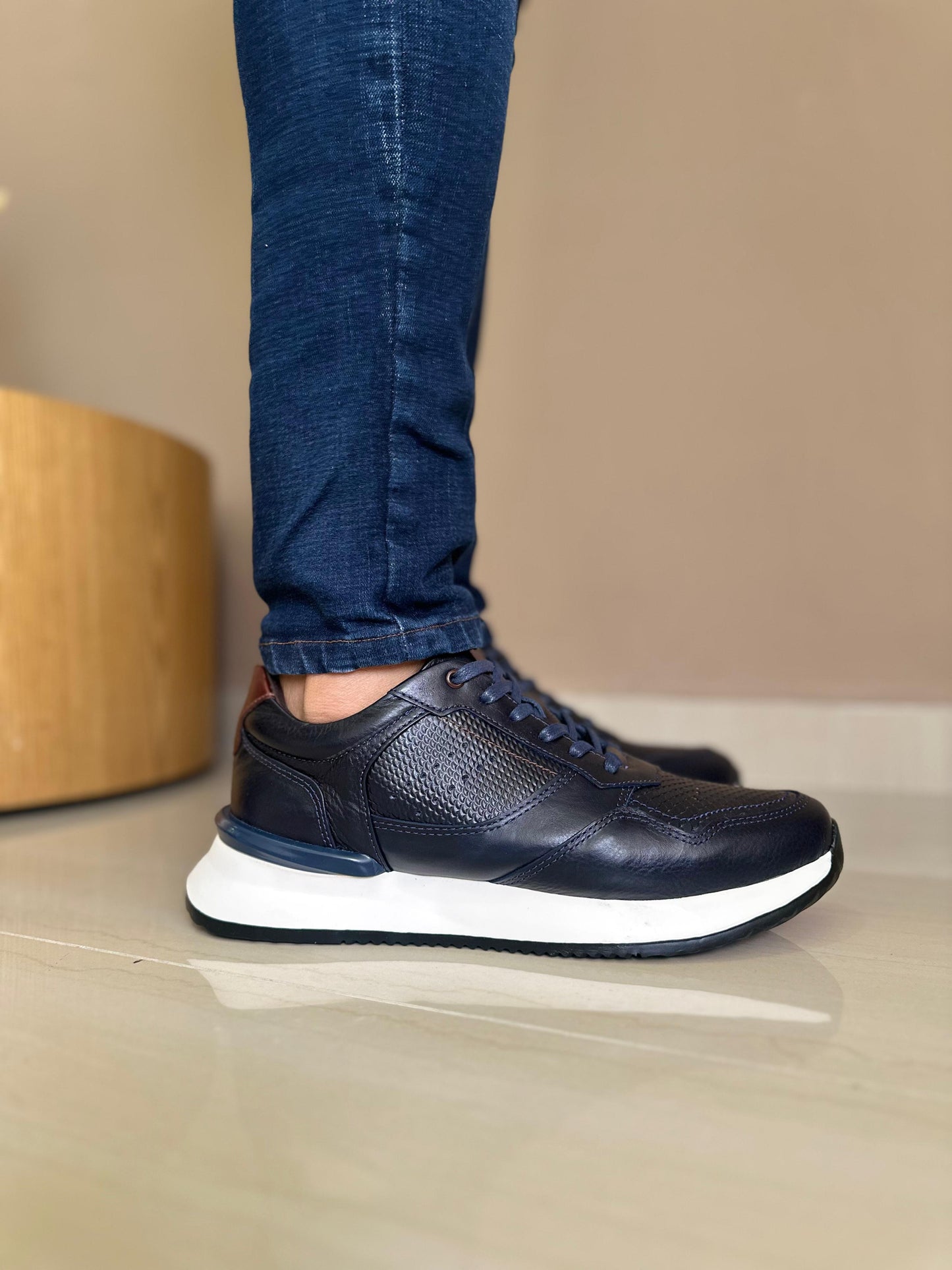 SNEAKER NIKO - EN CUERO - PARA HOMBRE - REF: ANT D12