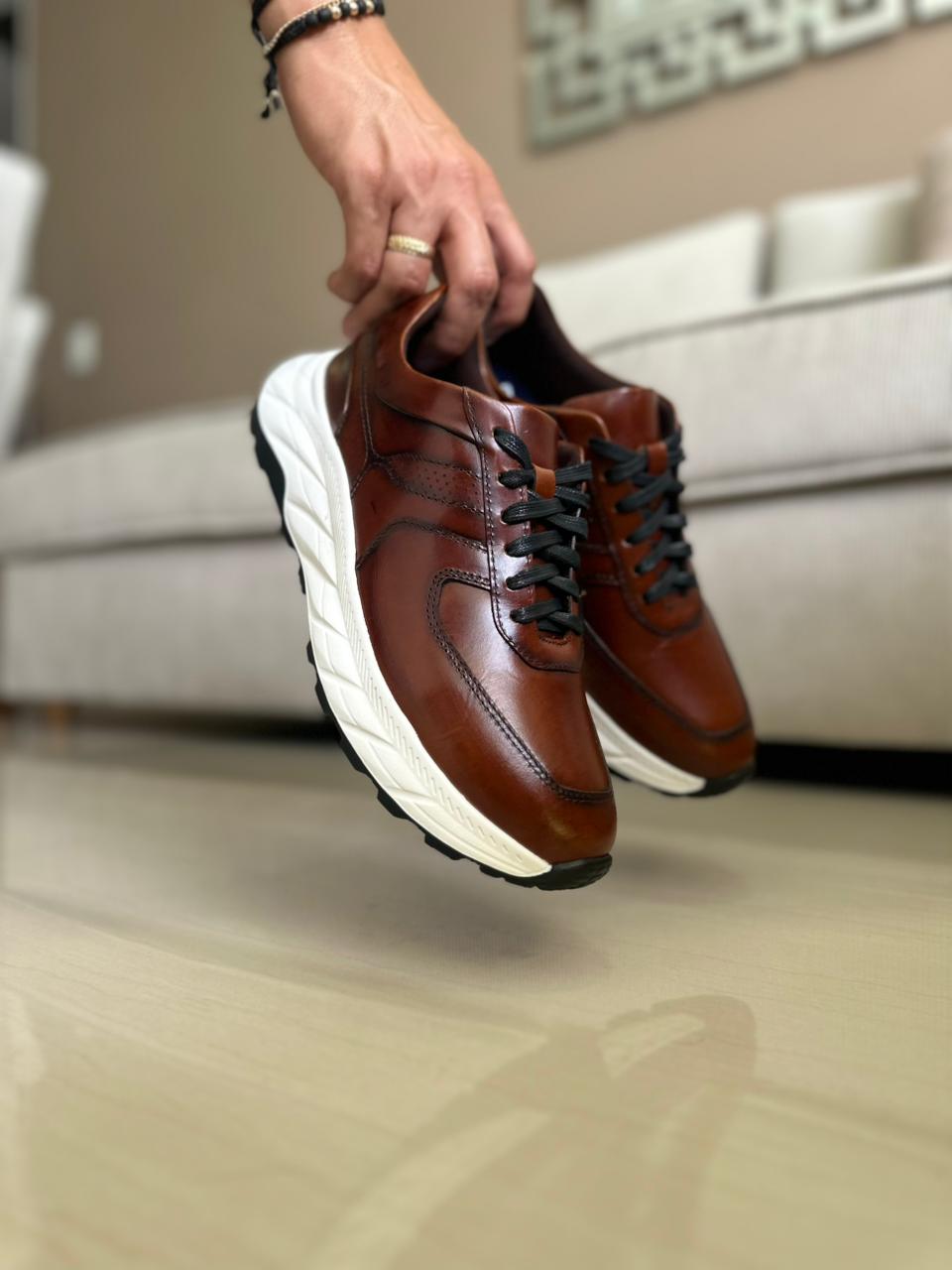 SNEAKERS CRIL- CUERO LISO REF:MAKU